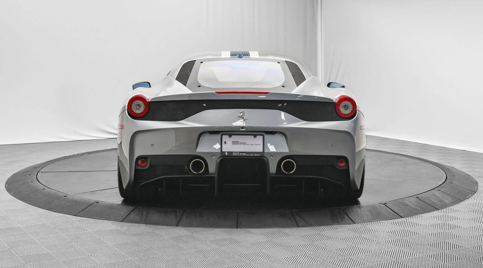 mph005_3075184004_Used_2015_Ferrari_458_Italia_Speciale_1757453389_e0211ae130