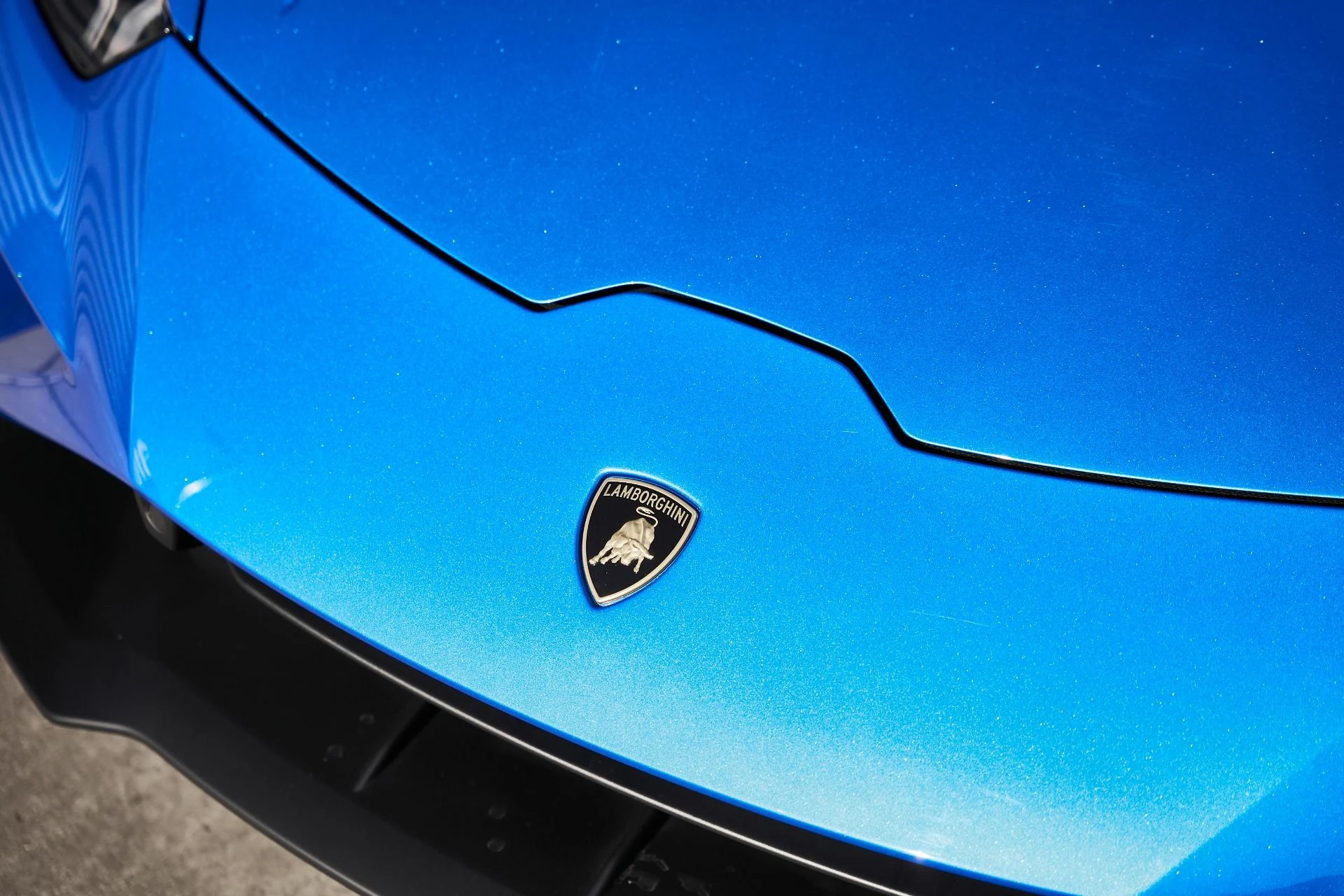 mph005_3076269347_Used_2020_Lamborghini_Huracan_EVO_Base_1766024251_5d2c0bdbaa