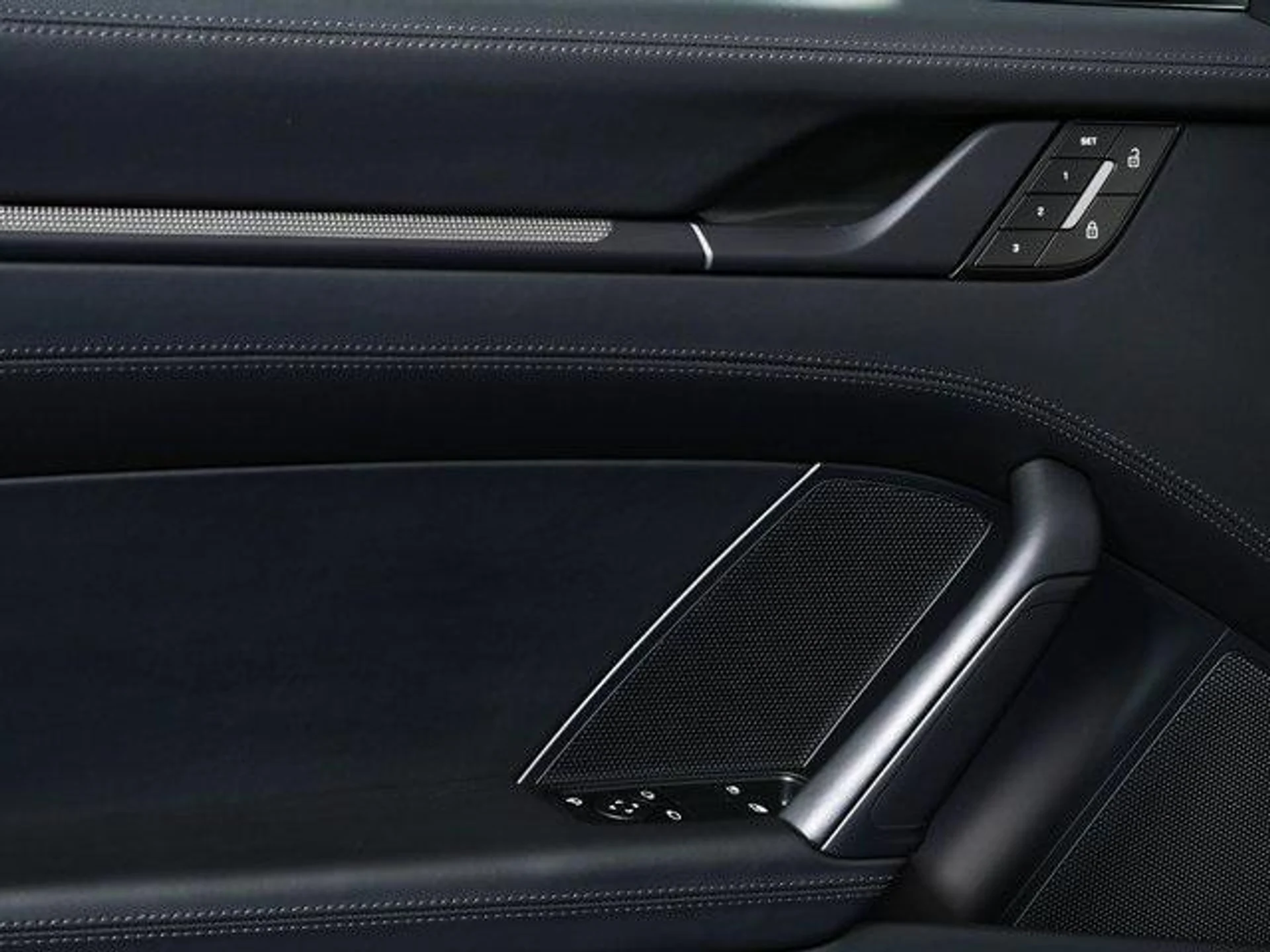 mph005_3098697469_Vy_Kd_B_Thzf_DEGI_5_Ub8_E_jh4_FVHZ_0_ac49b44693