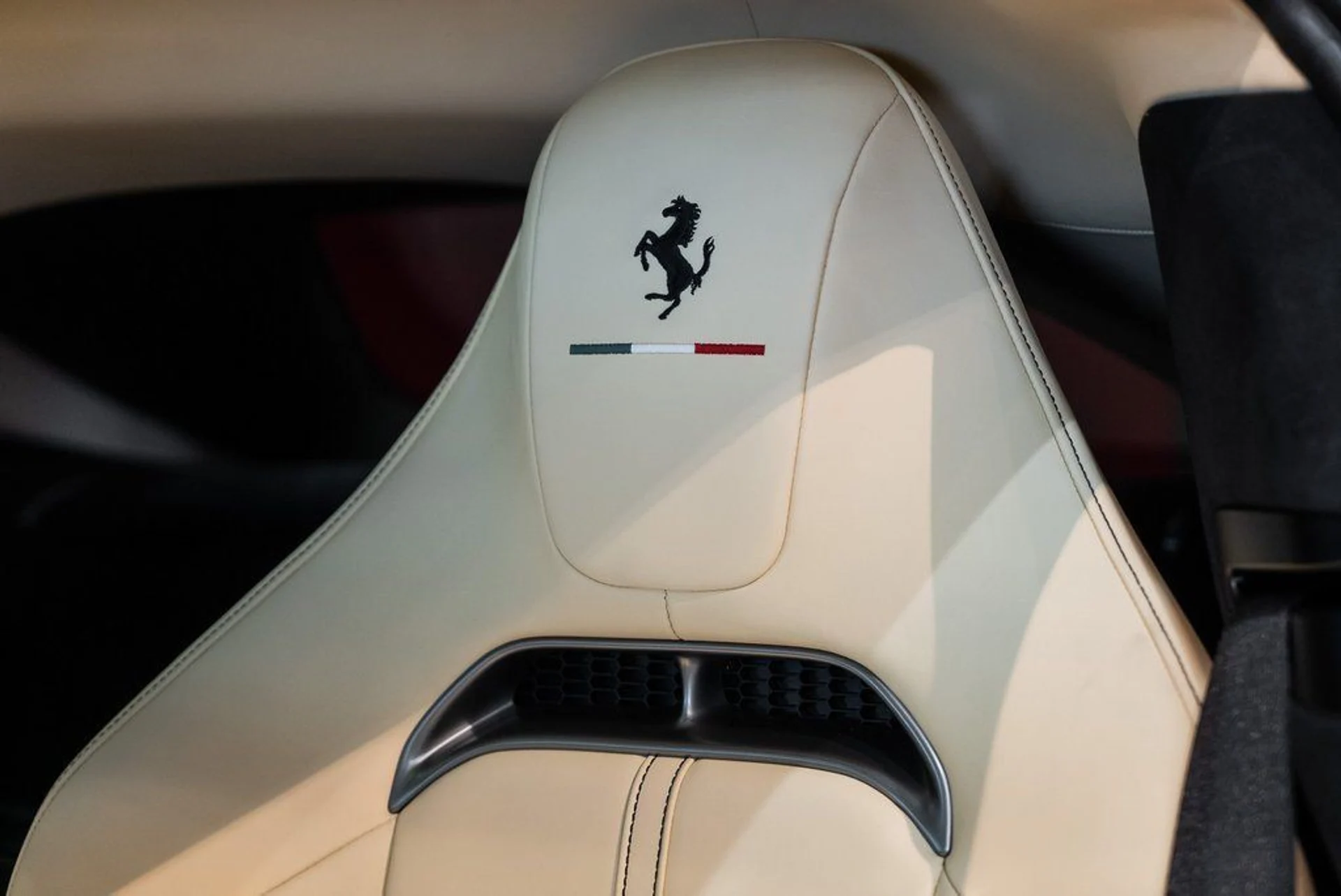 mph005_3105240414_df9c713eb0937d7bd3e89b2d43f2be18_3fa8f53142