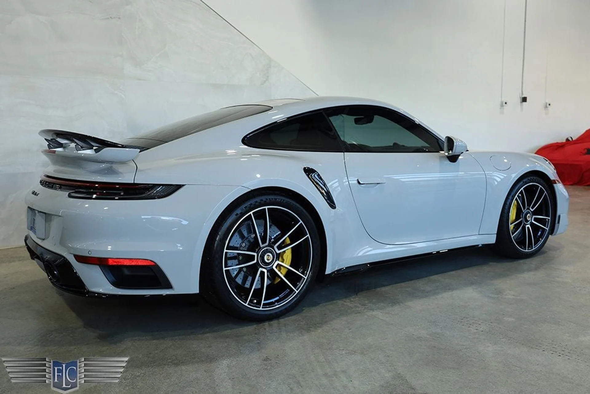 mph005_3106194962_used_2024_porsche_911_turboscoupe_9689_22892492_6_1024_679f366e69