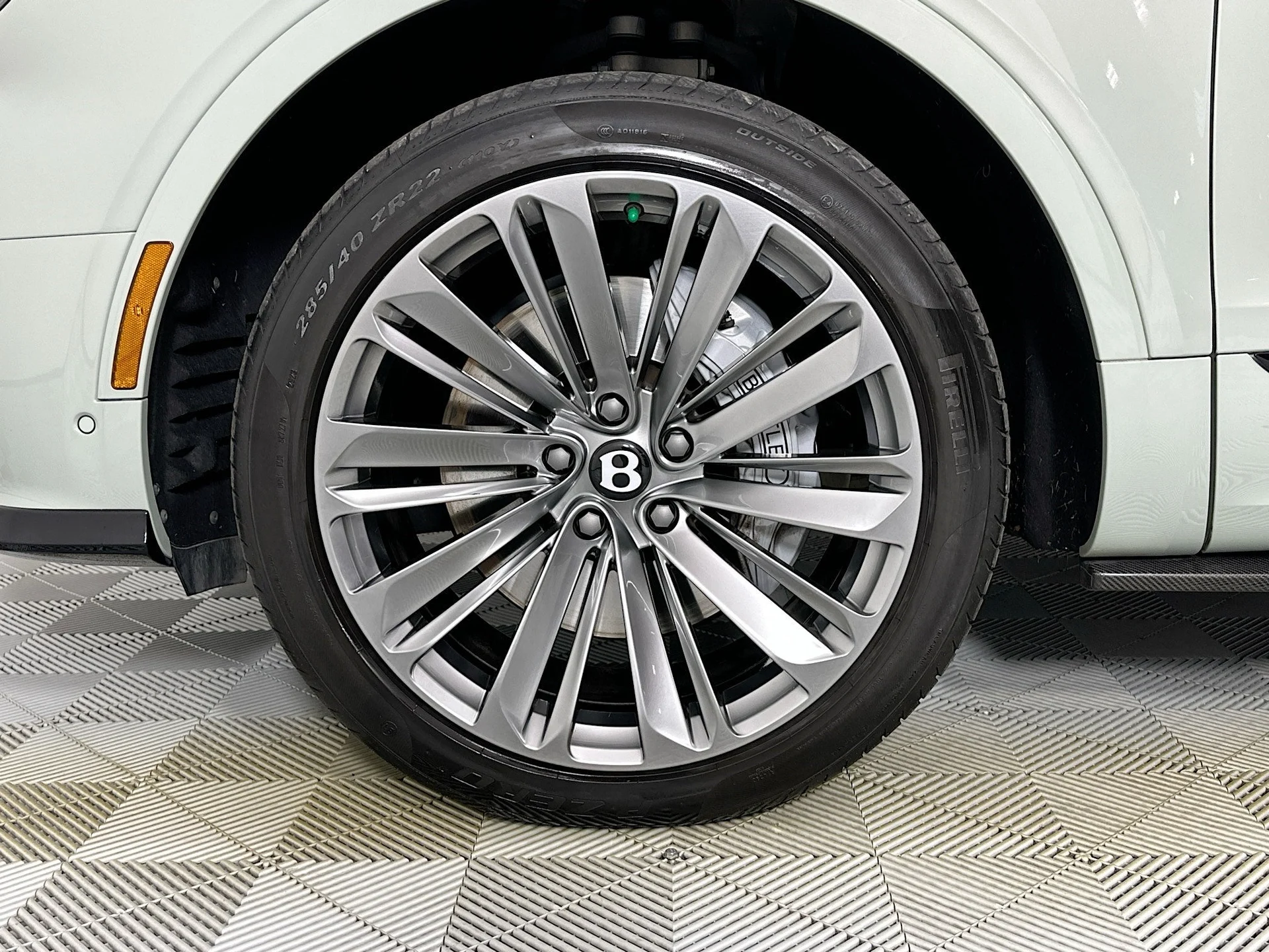 mph005_3115030983_6_04b7a47a69