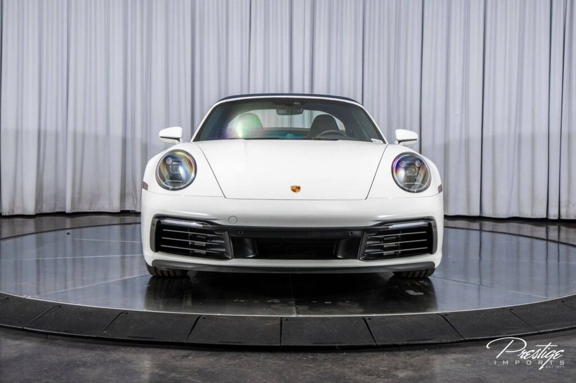 mph005_312508736_c8ad78bb7b8bd814bbca534b6ceeb24a_64ebc2e350