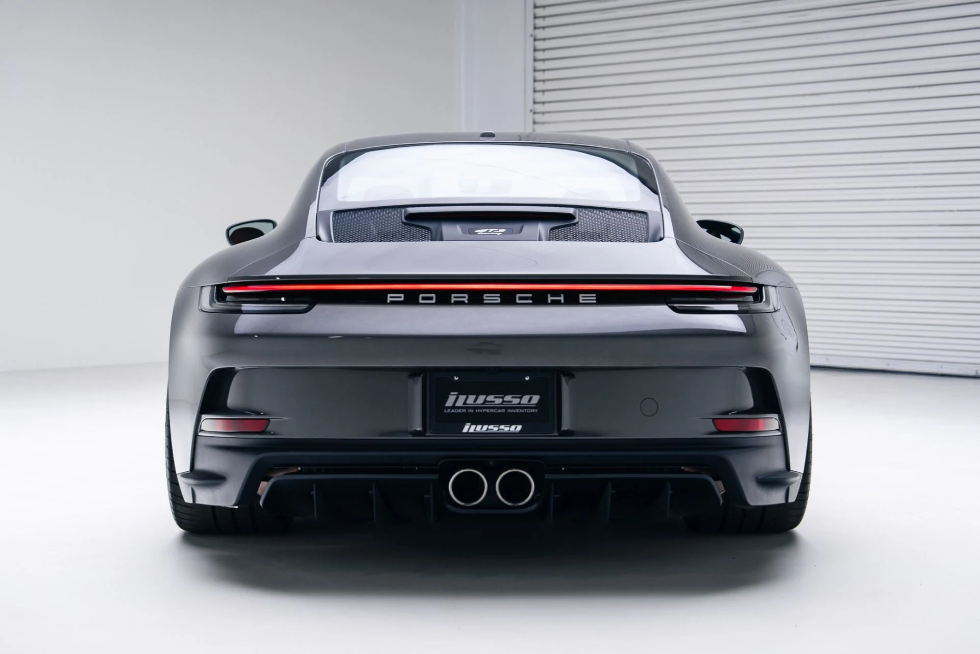 mph005_3126409173_Used_2024_Porsche_911_GT_3_1764979904_583c2304cf