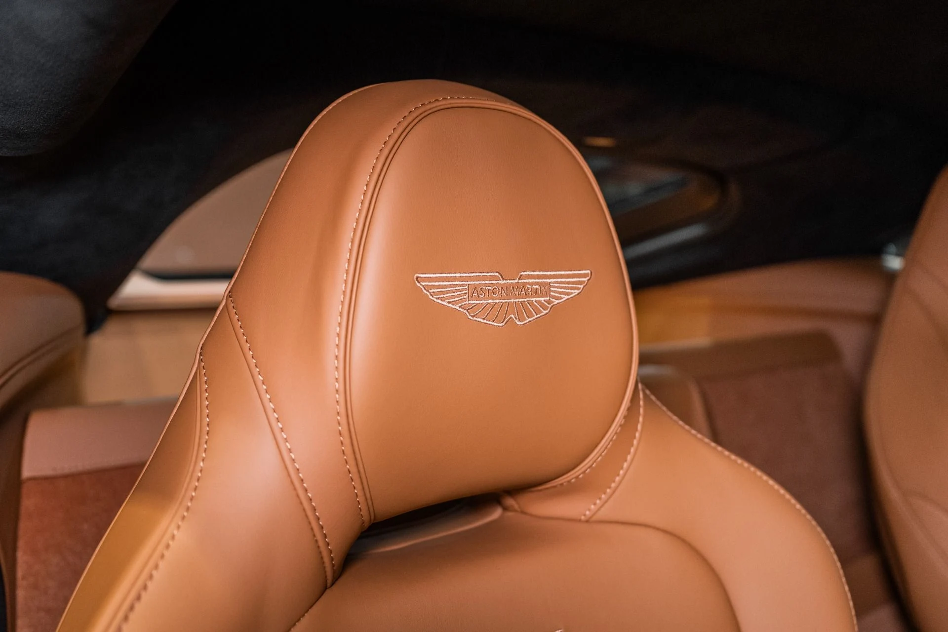 mph005_3135158623_New_2026_Aston_Martin_Vantage_S_Coupe_1767379959_82e913f9e5