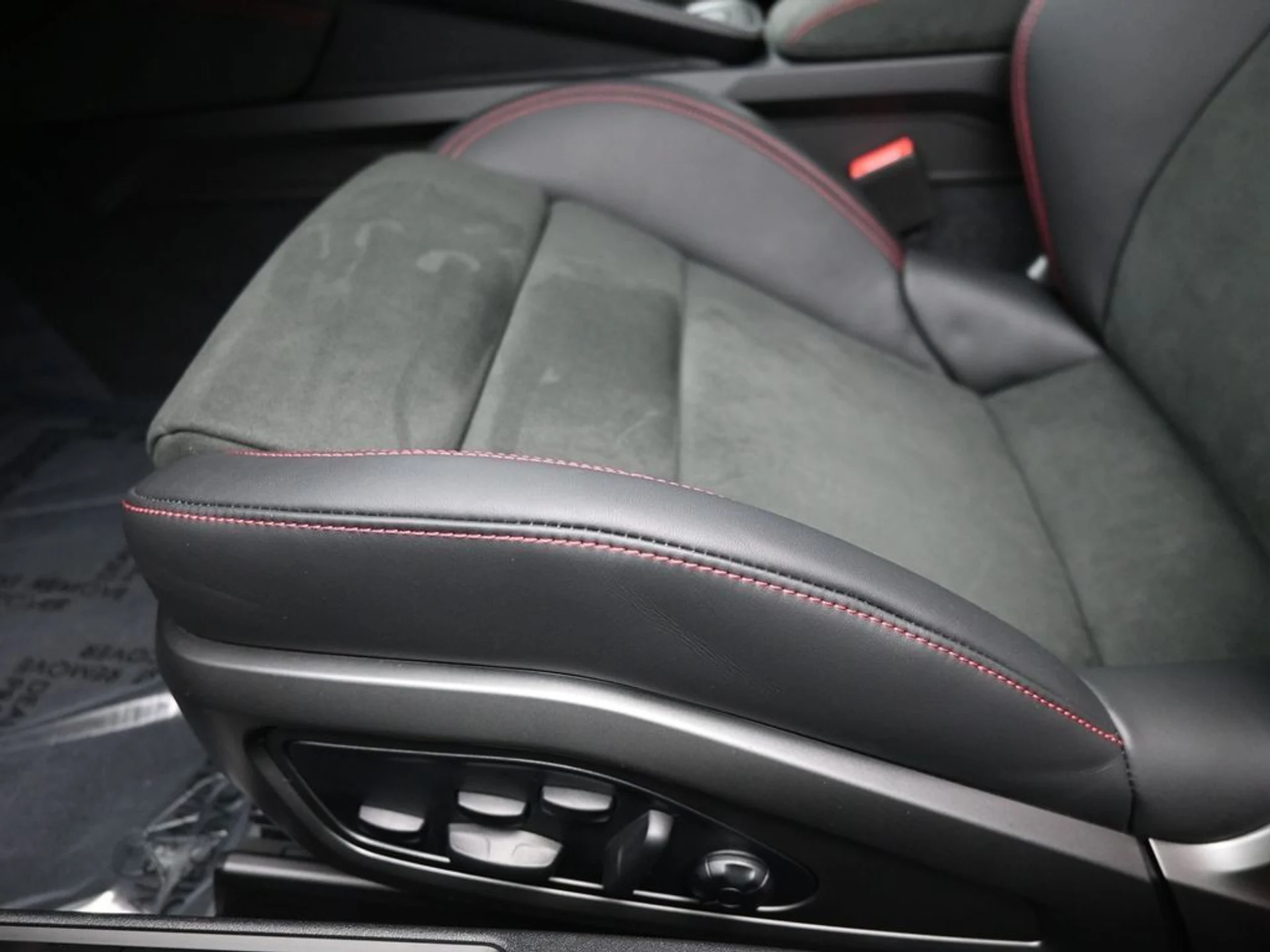 mph005_3137787687_d4ed90a47678a523f40897436373a717_d54784aa3c