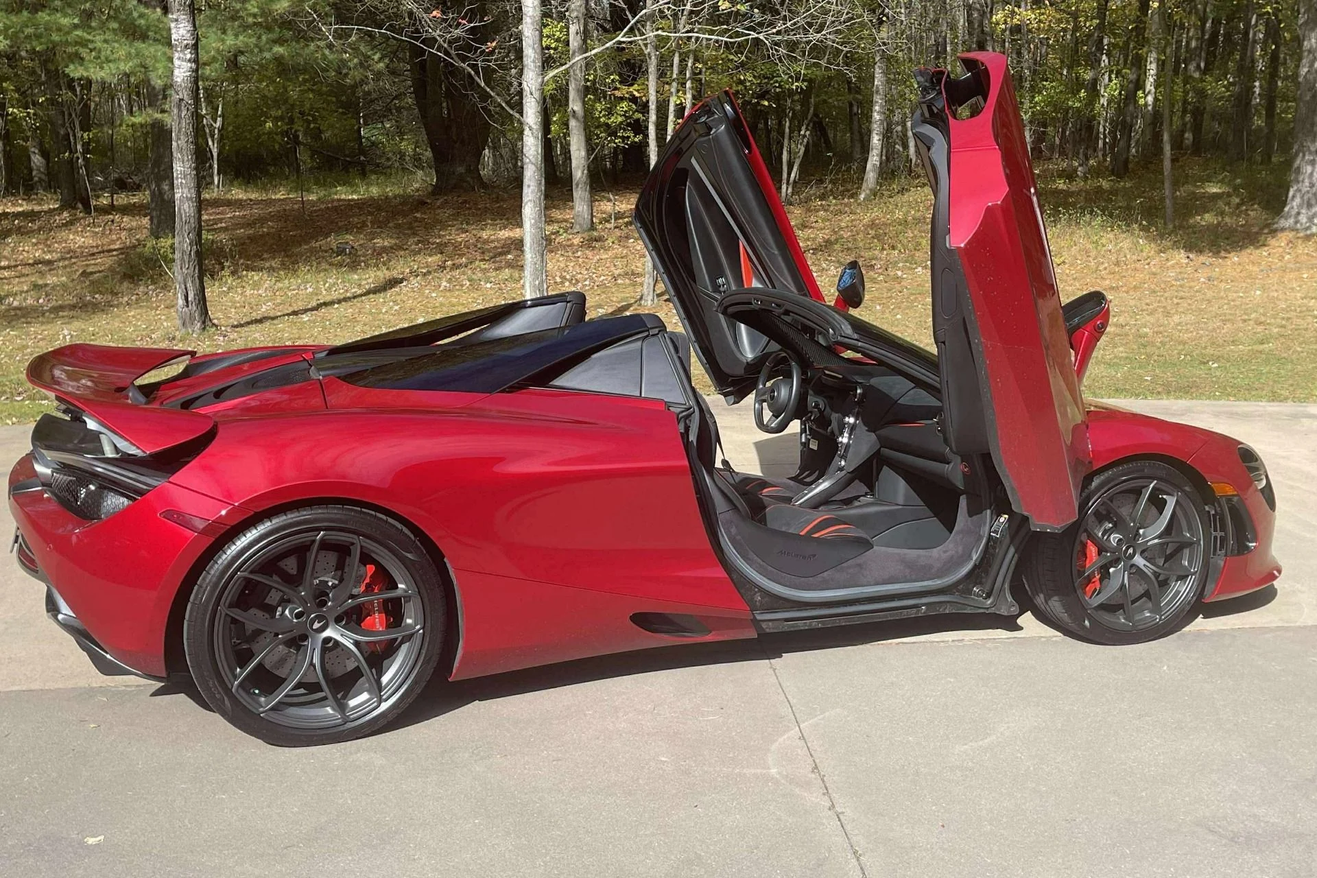 mph005_3144066447_Used_2020_Mc_Laren_720_S_Spider_Performance_1754437899_18f532a9dd