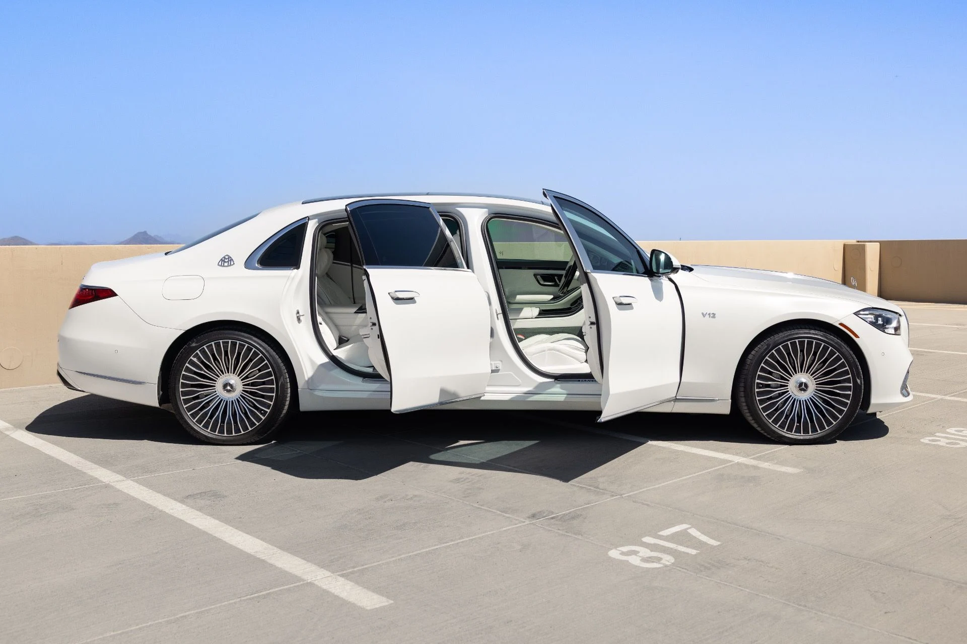 mph005_3153856207_Used_2024_Mercedes_Benz_S_Class_Mercedes_Maybach_S_680_4_MATIC_1783981241_78f54f6564