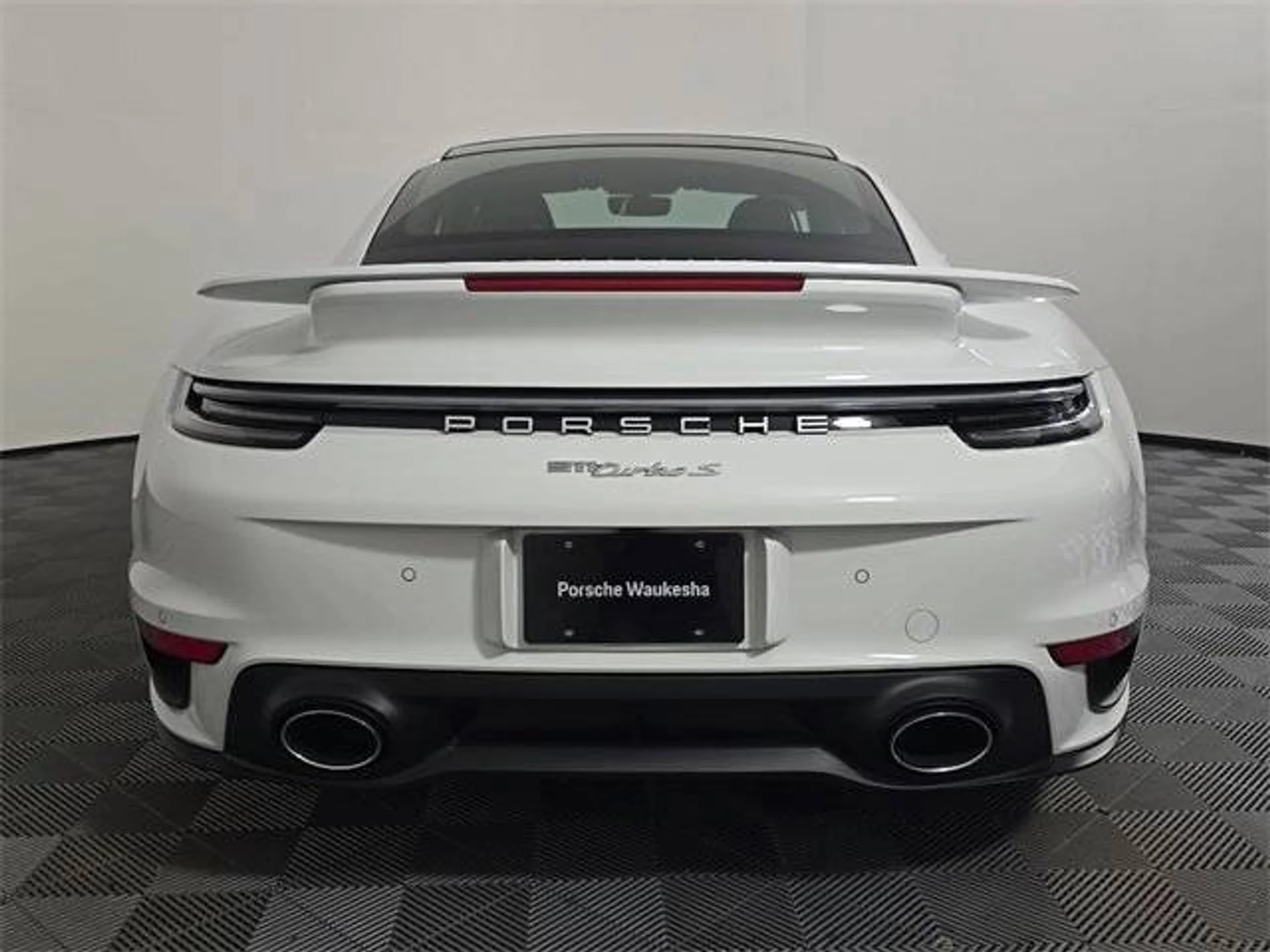 mph005_315716558_1280_080f3dddb6