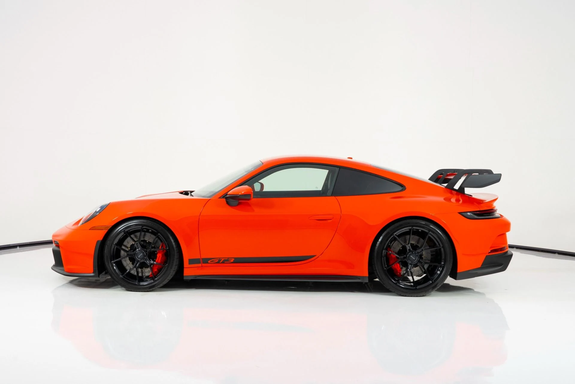 mph005_3158688728_Used_2022_Porsche_911_GT_3_1757010548_0d60c8b810