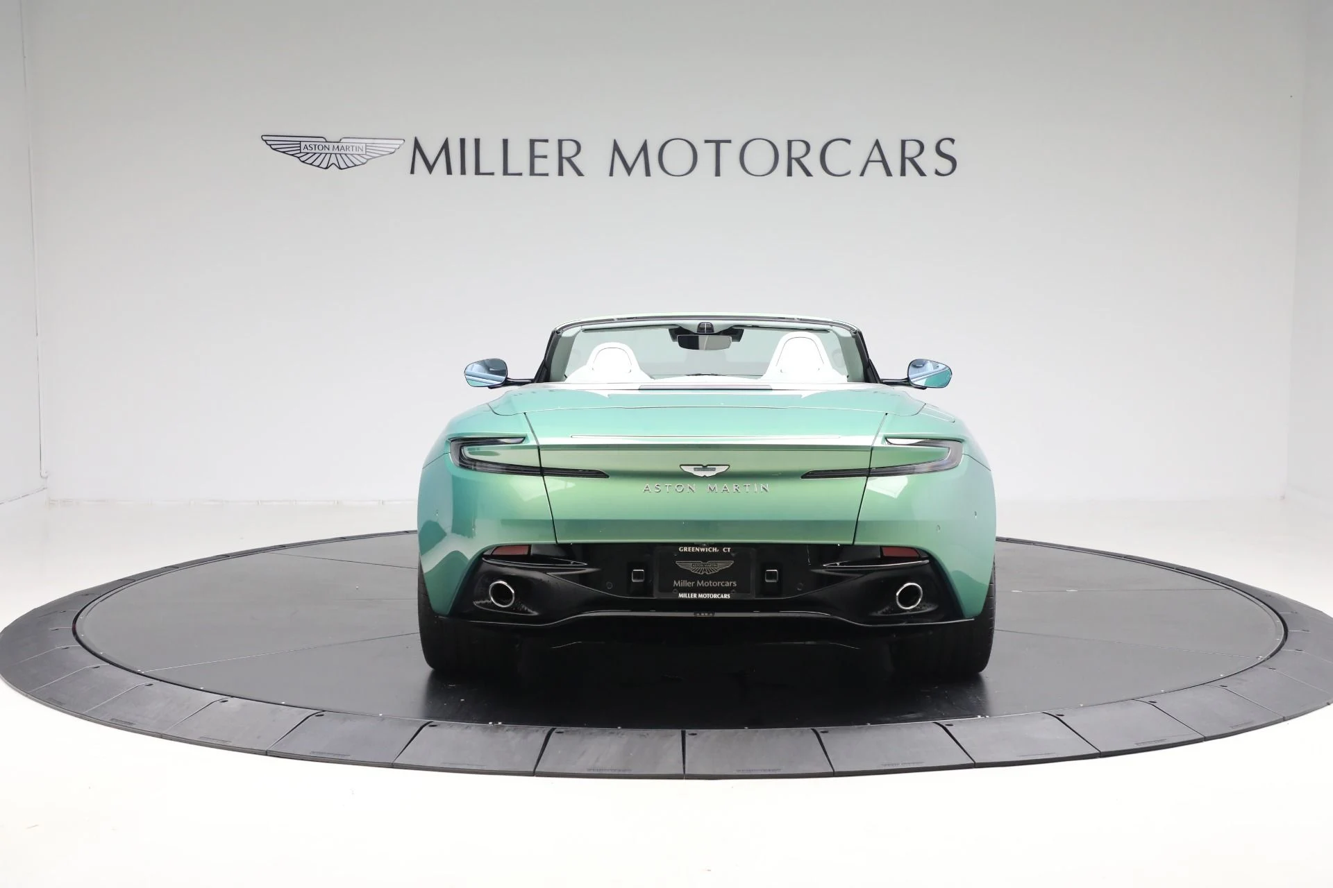 mph005_3158802003_New_2025_Aston_Martin_DB_12_Volante_a96246aff7