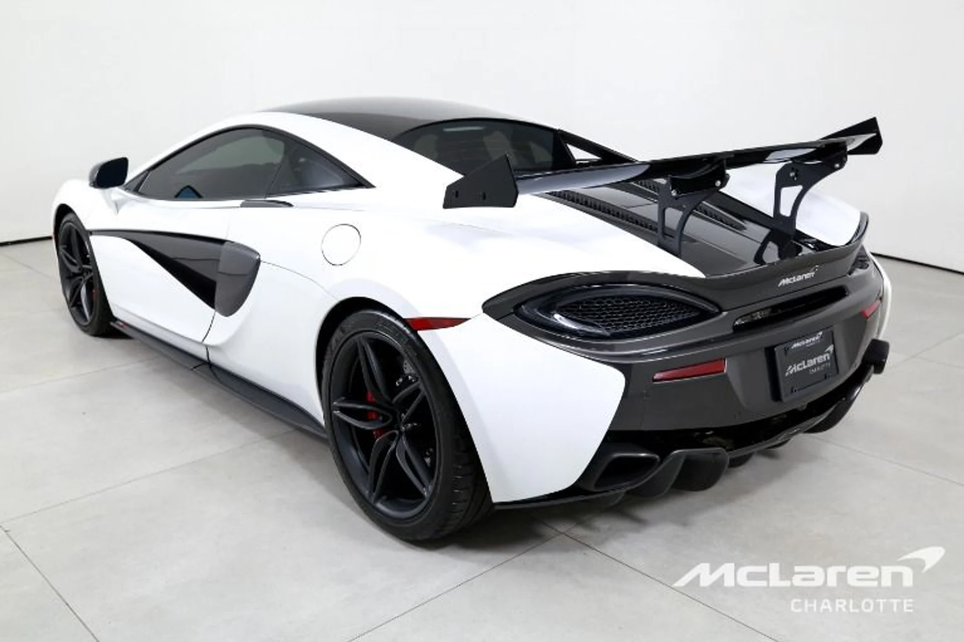 mph005_3160318235_Used_2017_Mc_Laren_570_S_e4c876023b