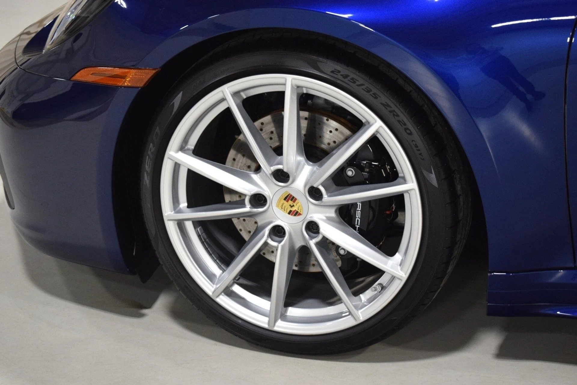 mph005_3165065211_1cc78b1ee5fd9cb4cf97ca0b3cb549eax_96d6b2e84e