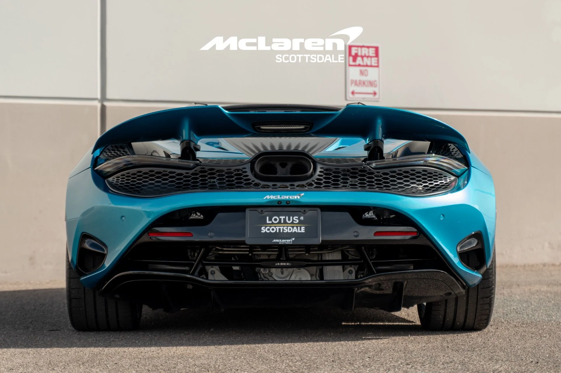 mph005_3166670794_Used_2024_MCLAREN_750_S_1758291748_daa9a74588