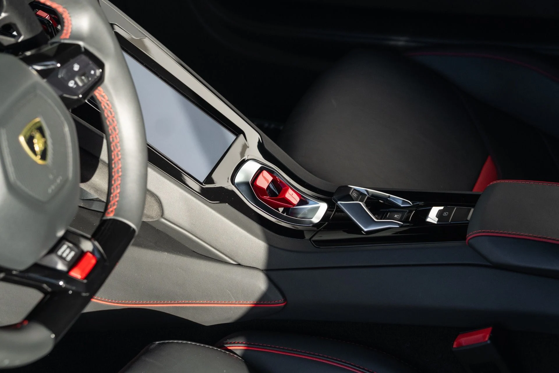 mph005_3179664586_Used_2020_Lamborghini_Huracan_EVO_1769630384_df556ba8a4