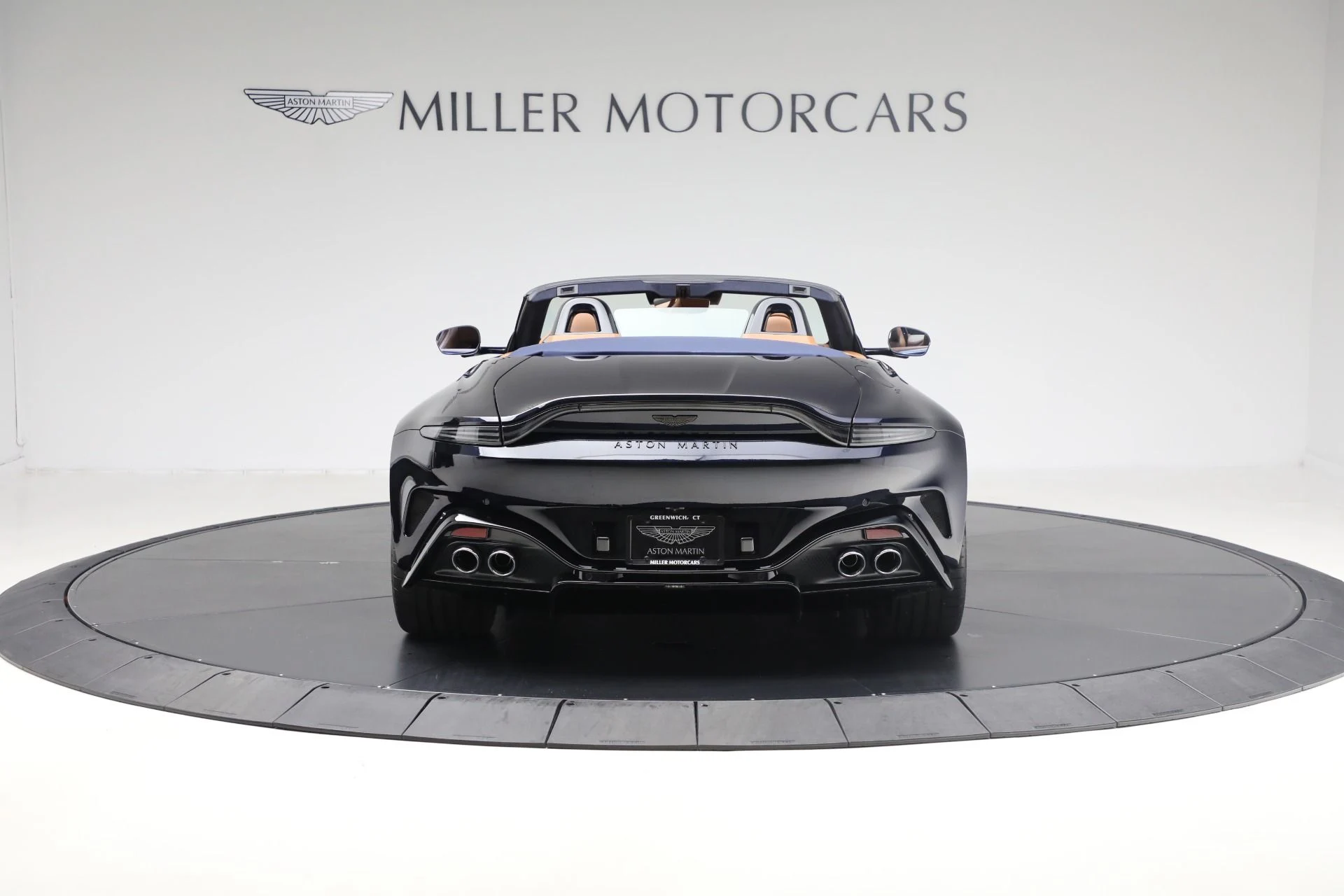 mph005_3180485292_New_2026_Aston_Martin_Vantage_Roadster_1762206549_b09f38b392