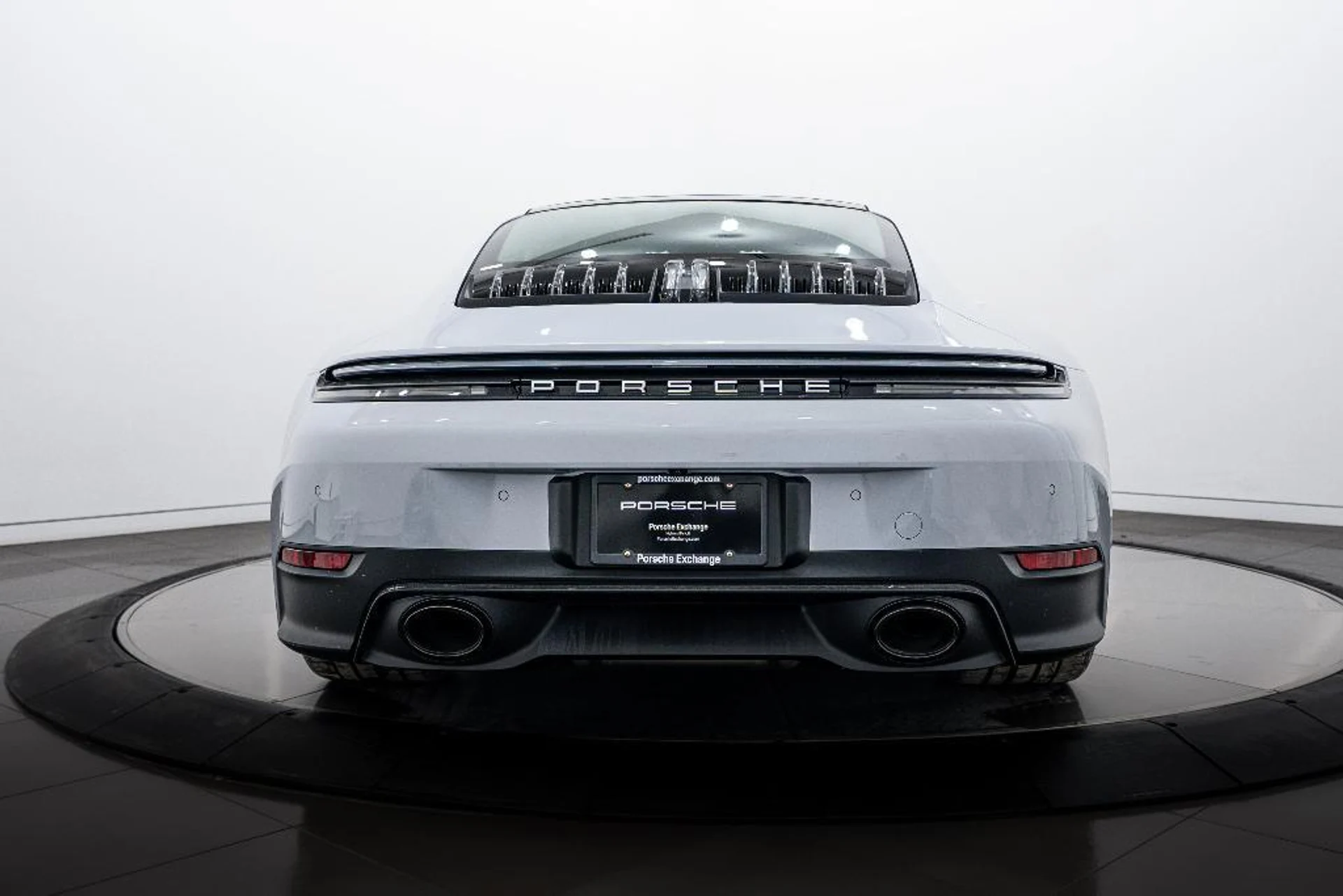 mph005_318344713_mf_Vc_CH_Hug_Cl5gtsxf7_F_Lg4c_Ihv0_da4501689d