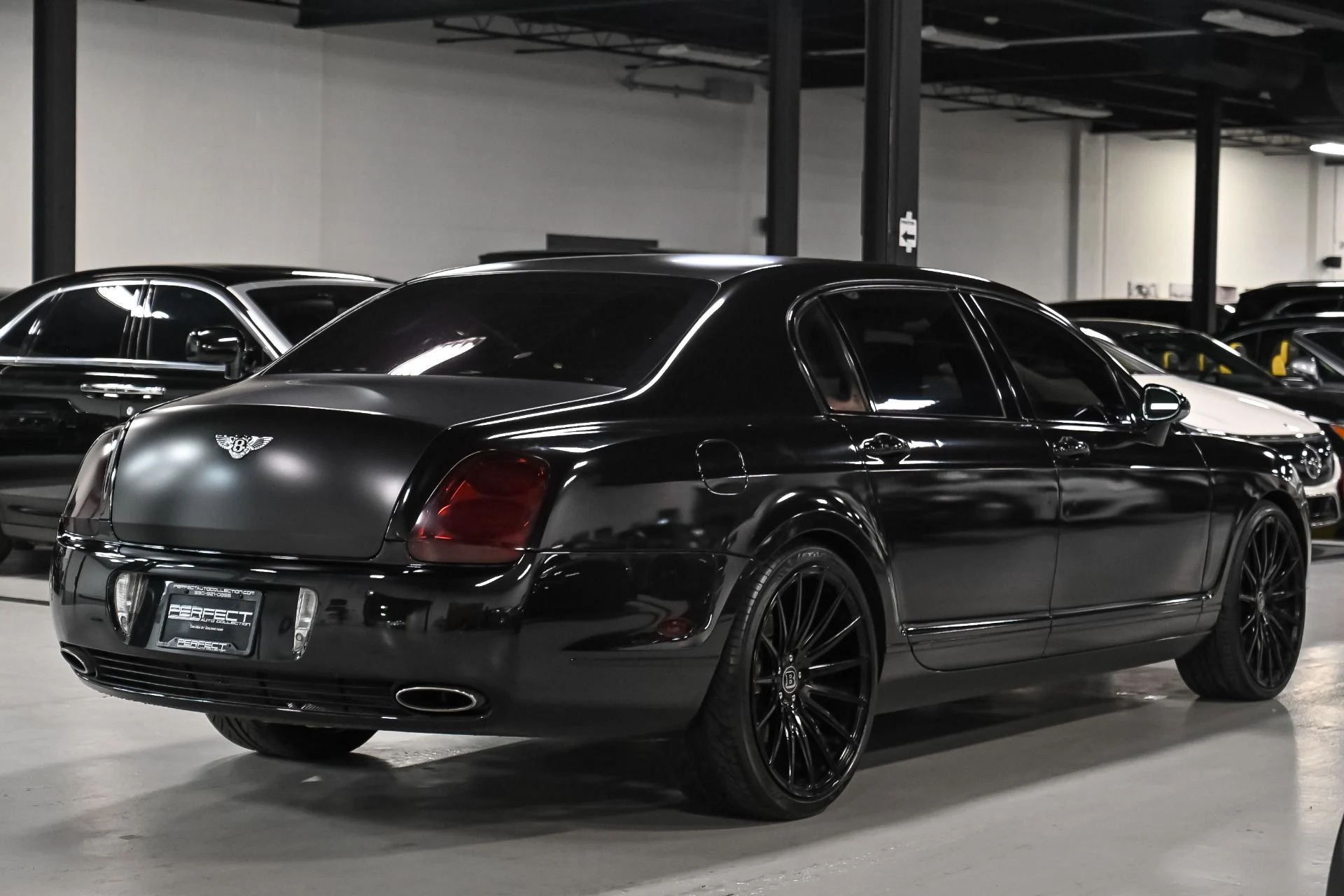 mph005_3183961389_Used_2006_Bentley_Continental_Flying_Spur_Base_1753122551_6757e5188b