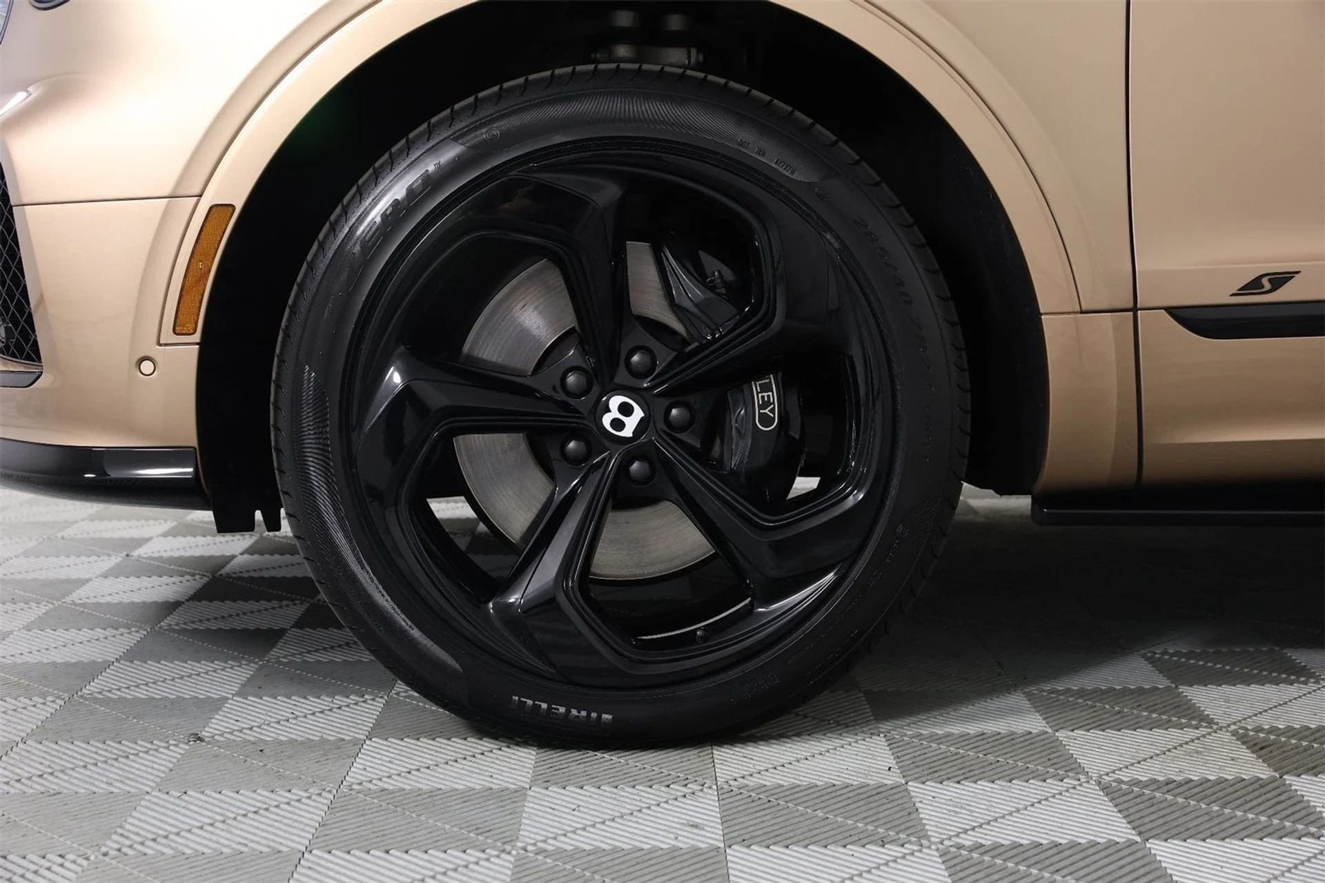 mph005_3184843198_cd9201c78e5b813443e04e00cd467b2c_2c0ee69ae1