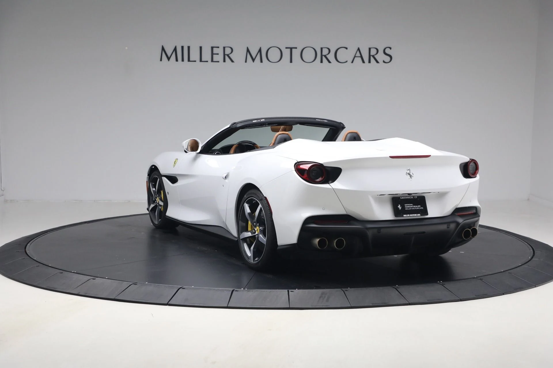 mph005_3200156525_Used_2023_Ferrari_Portofino_M_1778360641_61f7817fac