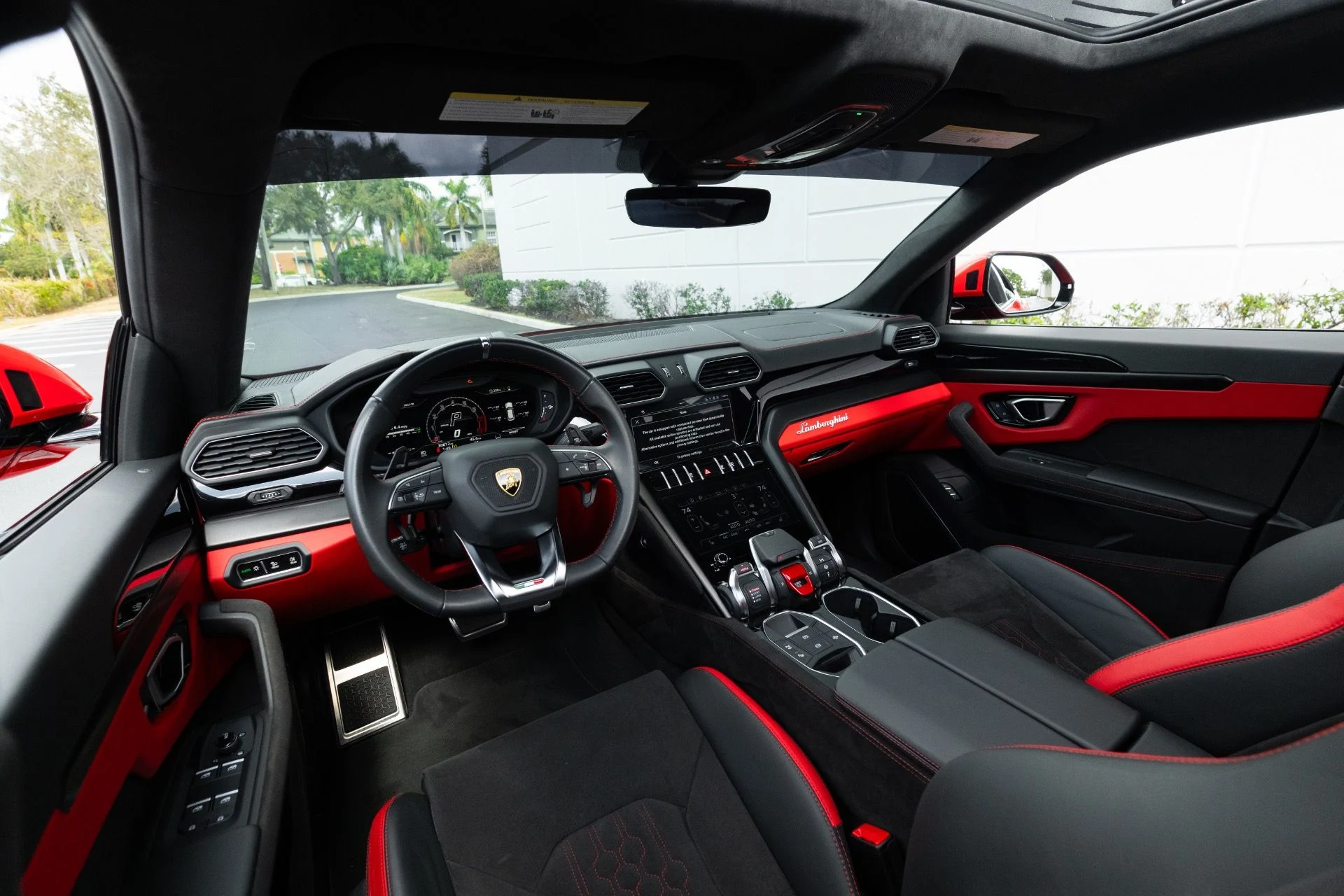 mph005_320802870_Used_2023_Lamborghini_Urus_S_1771018679_9e5f0b5eec