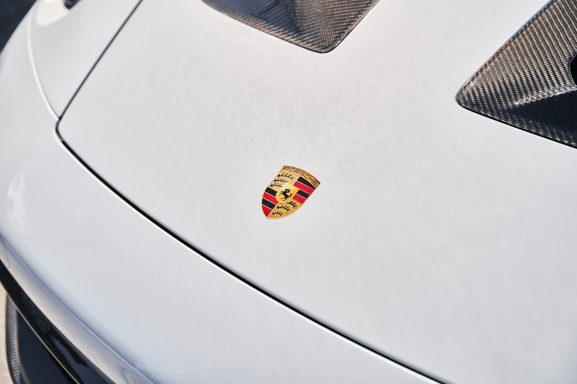 mph005_3221412842_Used_2025_Porsche_911_GT_3_RS_1781833635_8ef9d7abb2
