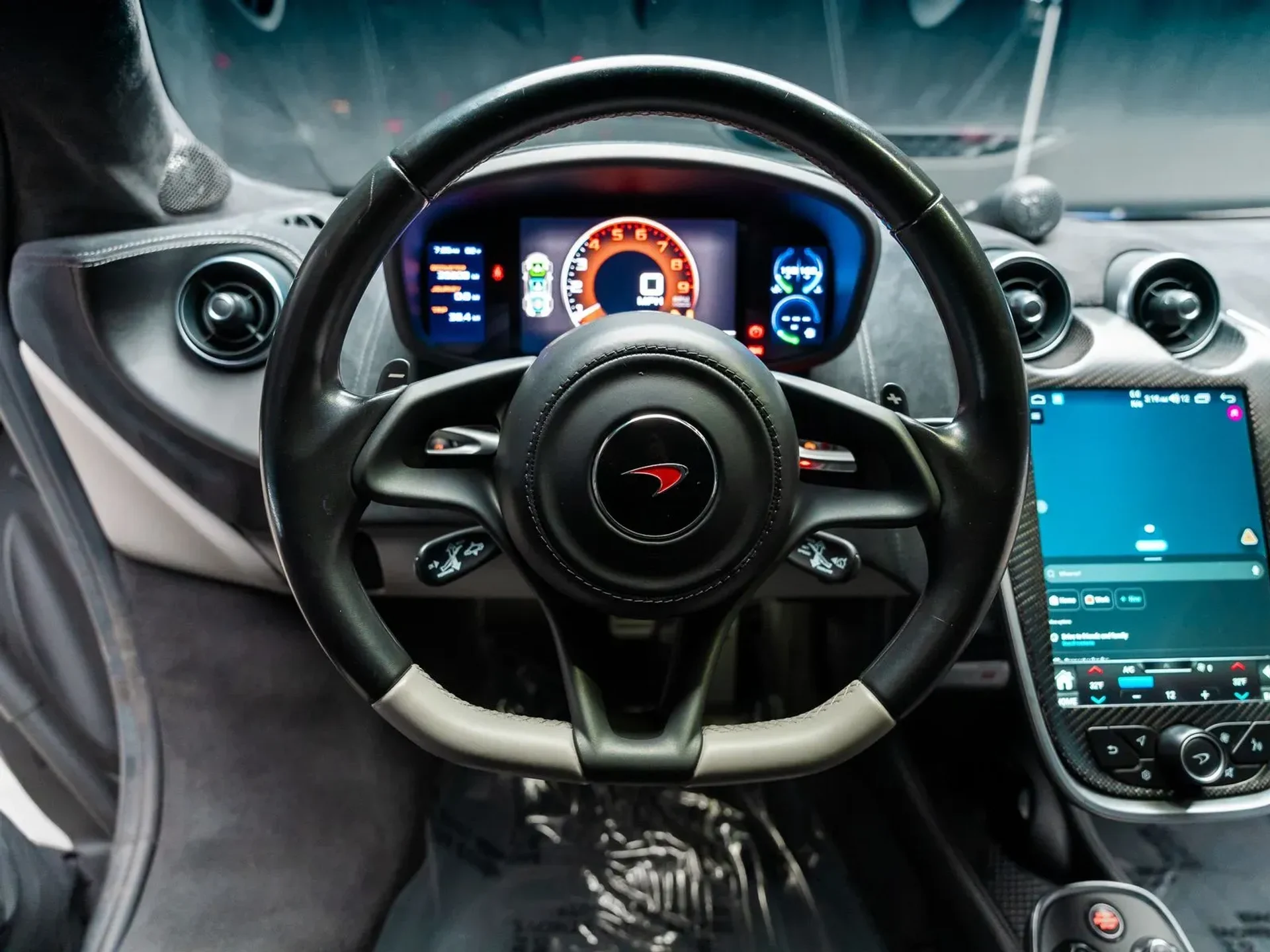 mph005_322546947_37385ed5_5a3f_45e5_936d_1735a64af7ea_52c0b1ca39