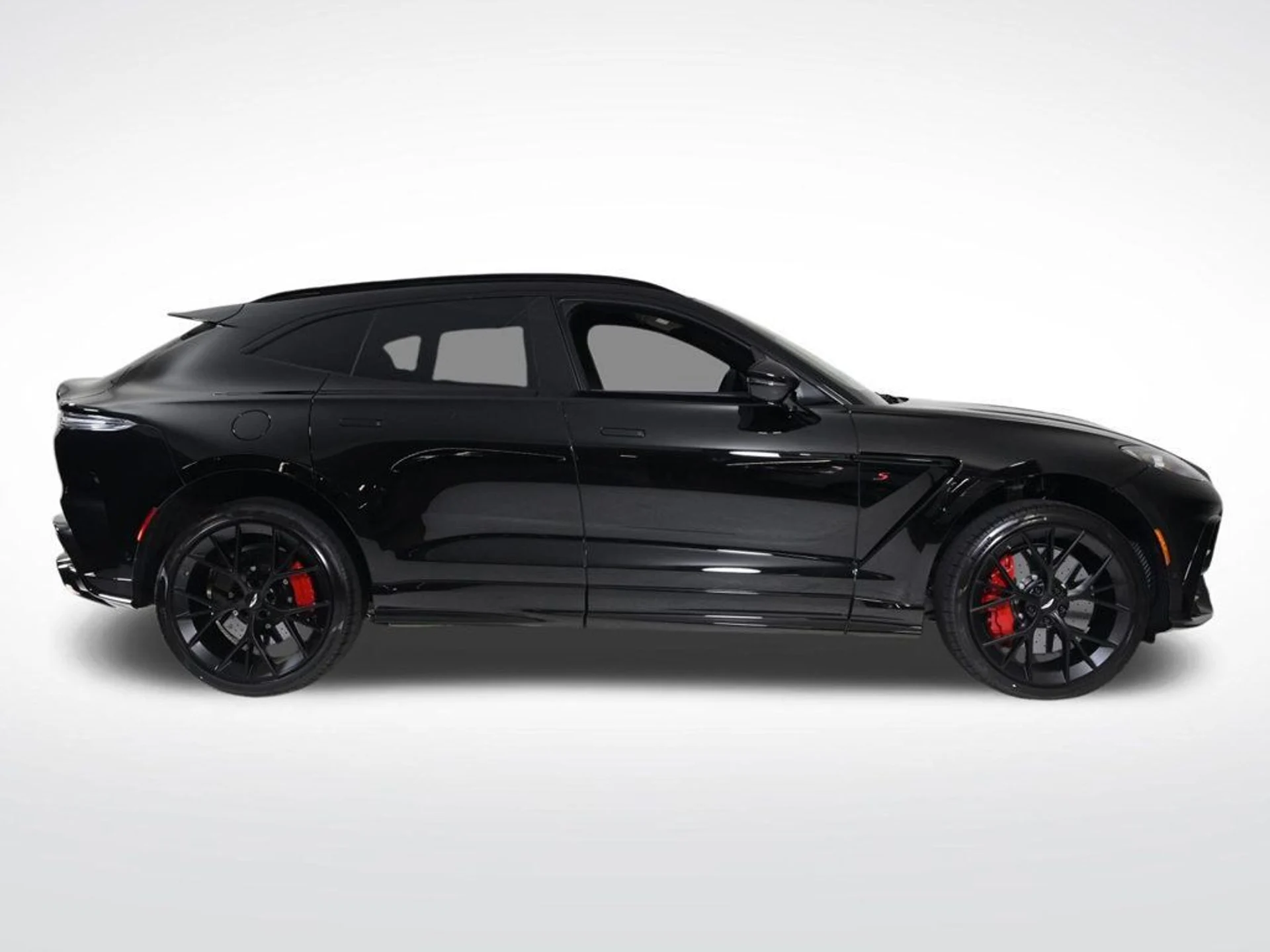 mph005_323092197_new_2026_aston_martin_dbx_sawd_11350_22961670_6_1024_0f8d24e0ef