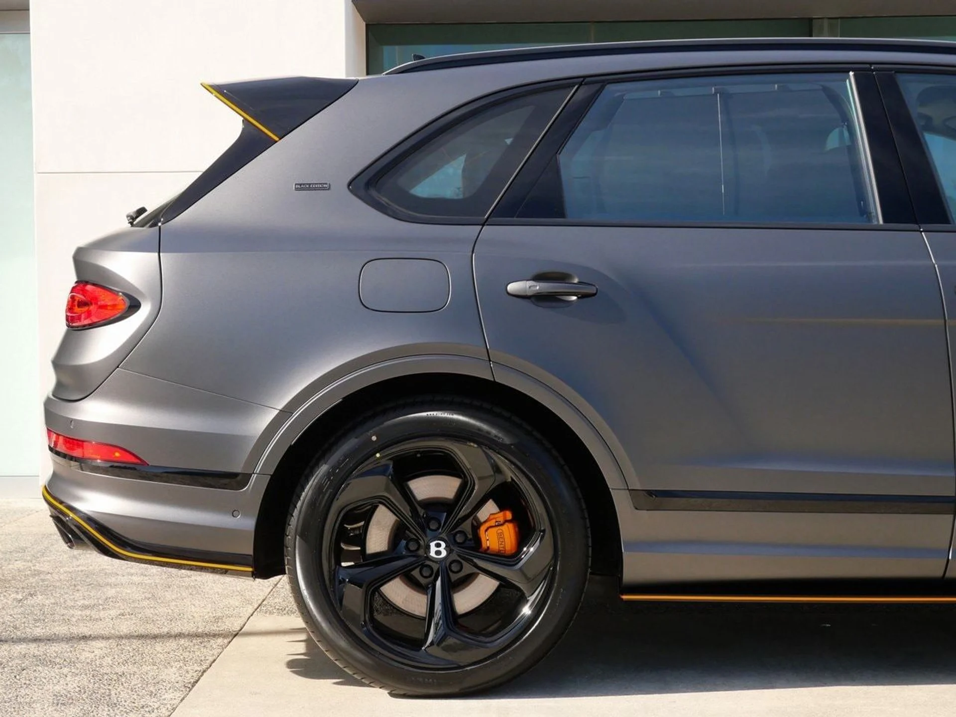 mph005_3233062044_0ccceddecccc2f8f877f87b67b806976x_be87bd40ee