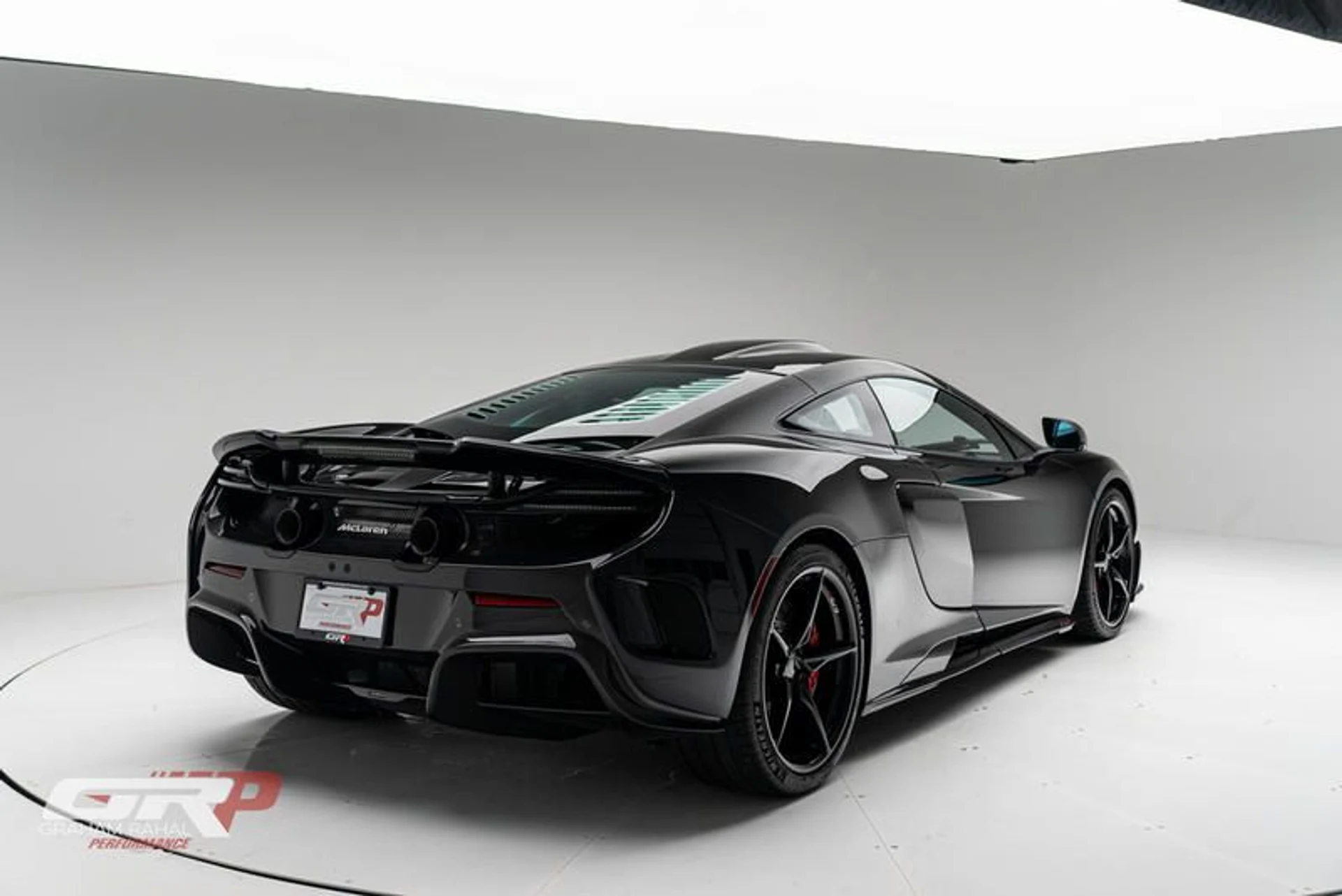 mph005_3233065040_E3_E2460_B_21_D3_4_D24_A56_B_40585_E3_D7_C78_a818df879f