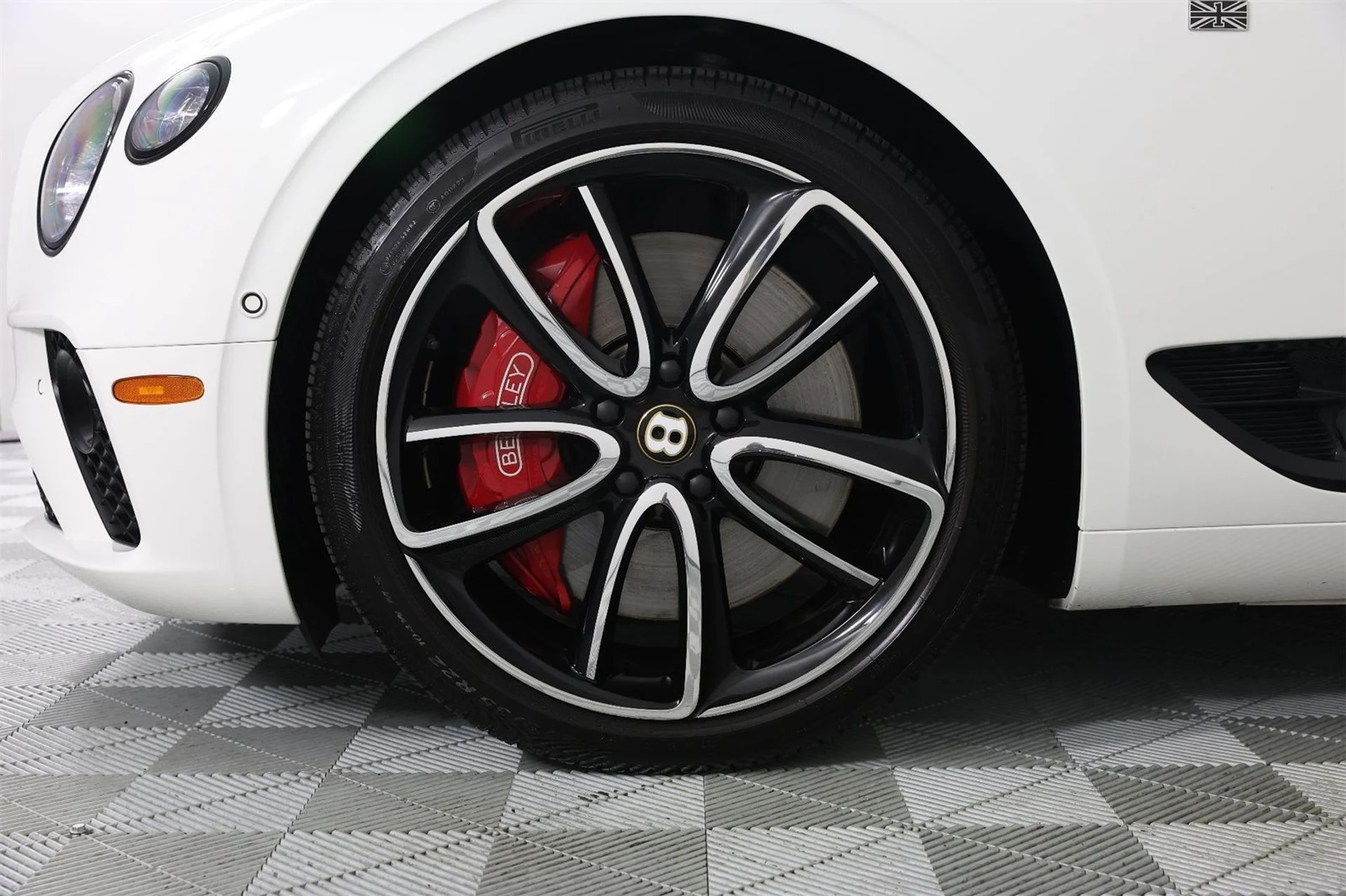 mph005_3234219960_1343e8ec4a733b37bf987fb85c3bcf3d_ae6e6c3249