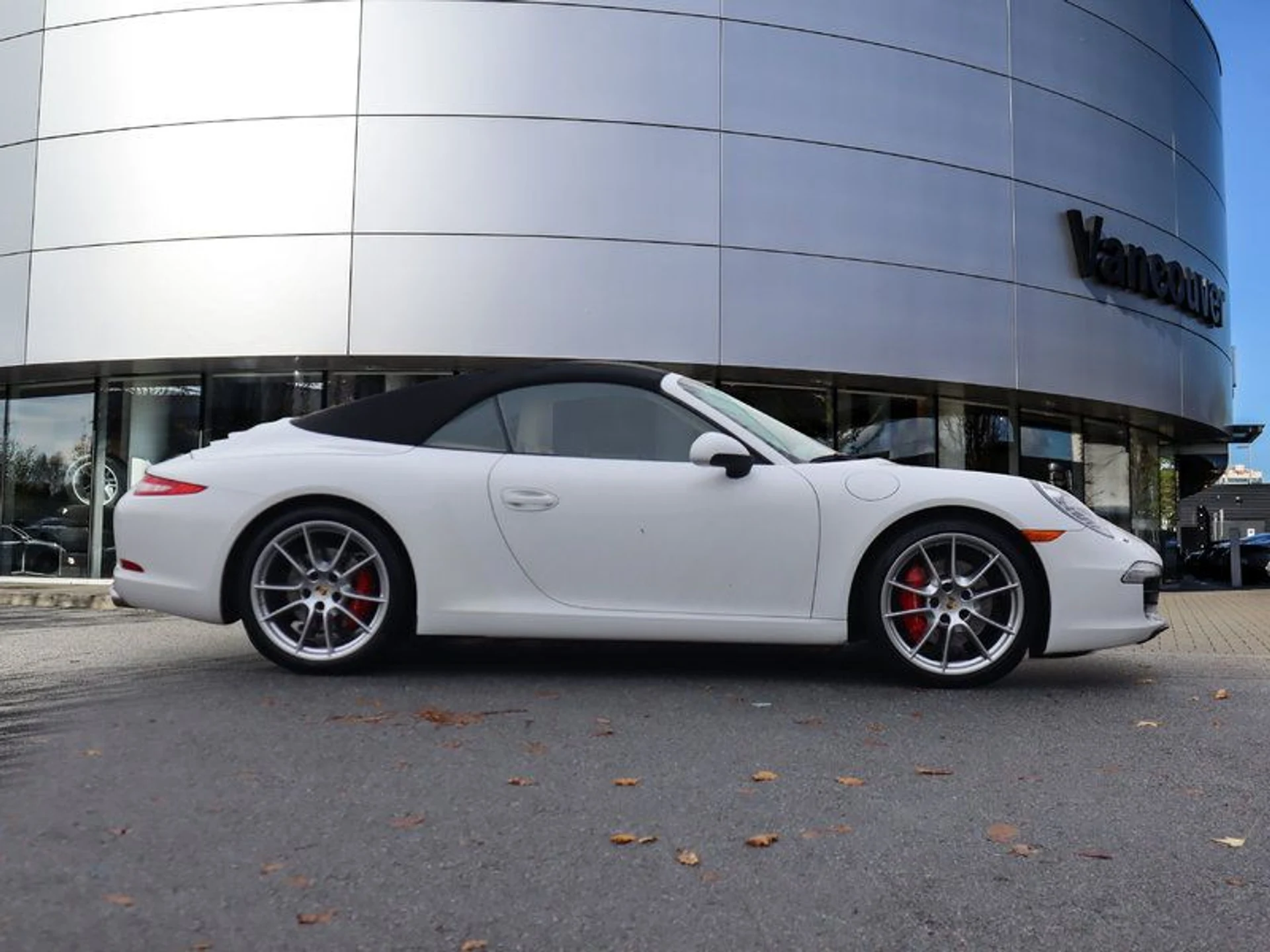 mph005_3235916167_37300667_00229_e12b02168e26a95426db4a9ec4a427e8_1fb05c0de0