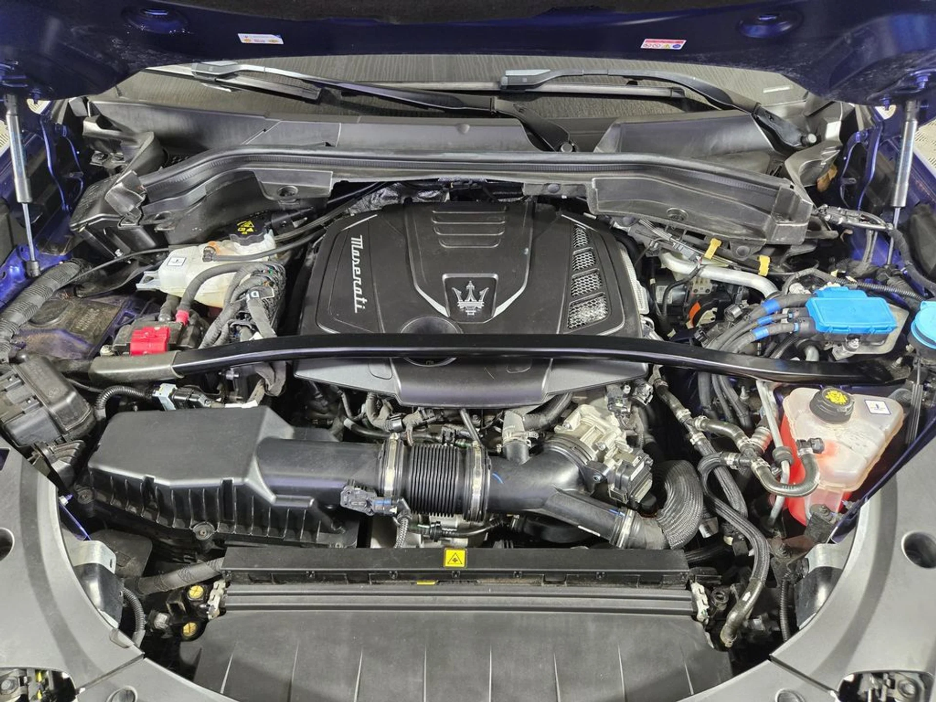 mph005_3240341406_b8b63463f7904e36a3224c4f98423c1f_976fc18461