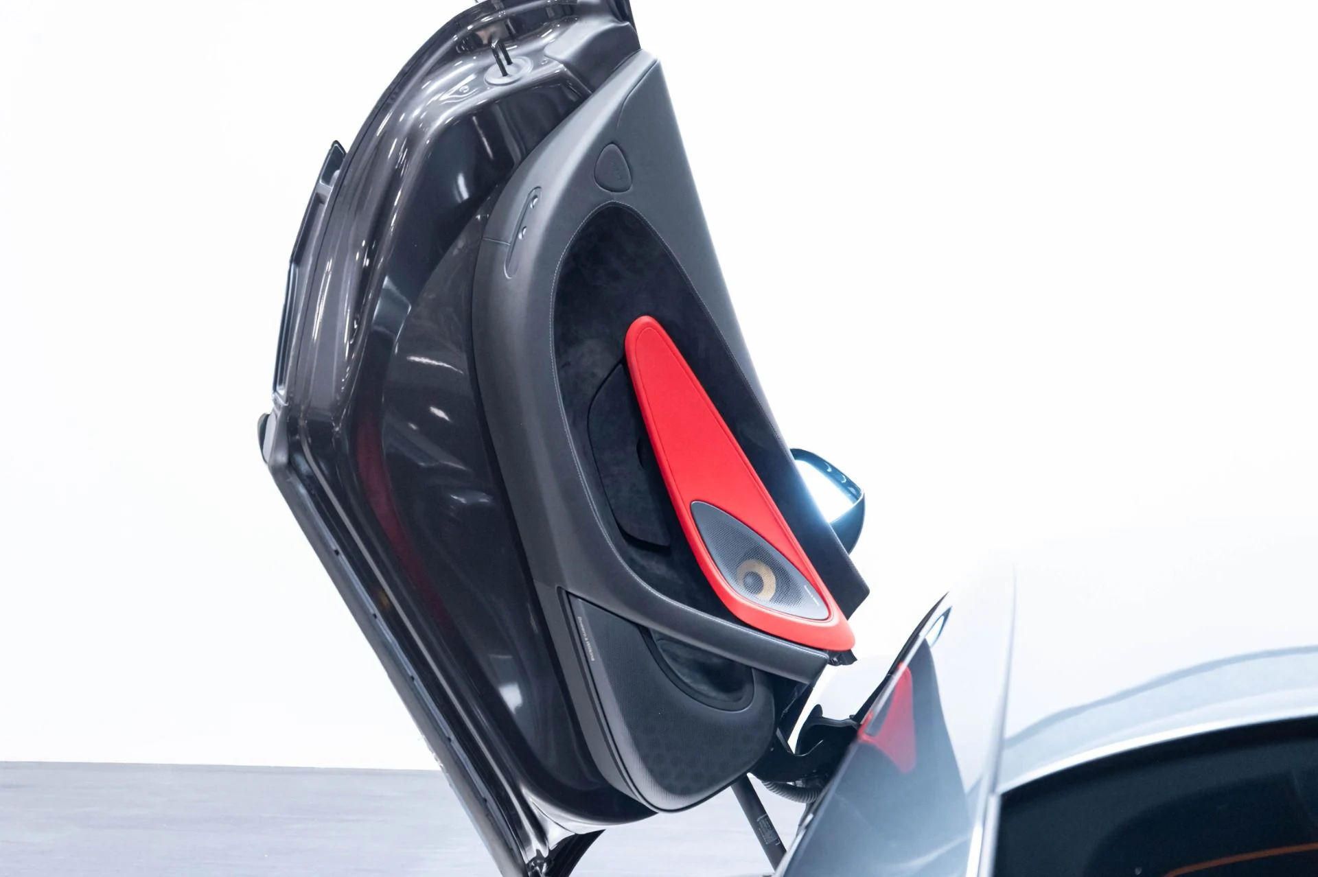mph005_3241337553_Used_2019_Mc_Laren_570_S_1783628285_cf5e5f7409