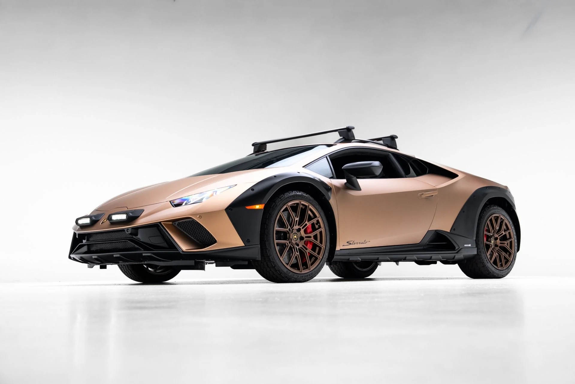 mph005_324167603_Used_2024_Lamborghini_Huracan_Sterrato_1774458866_0e9fb54b14