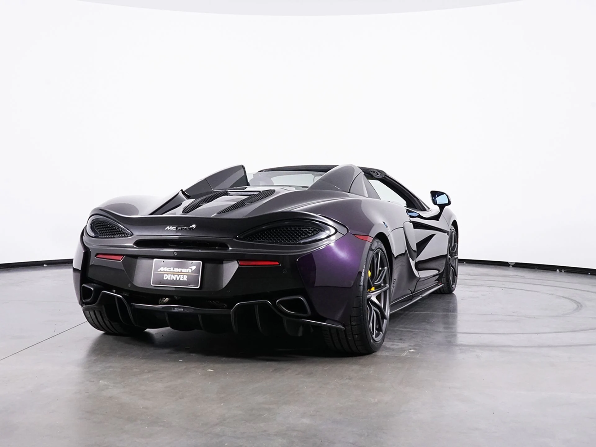 mph005_3246583553_12054354d97cf2904115e50a61017f04x_3fc208b804