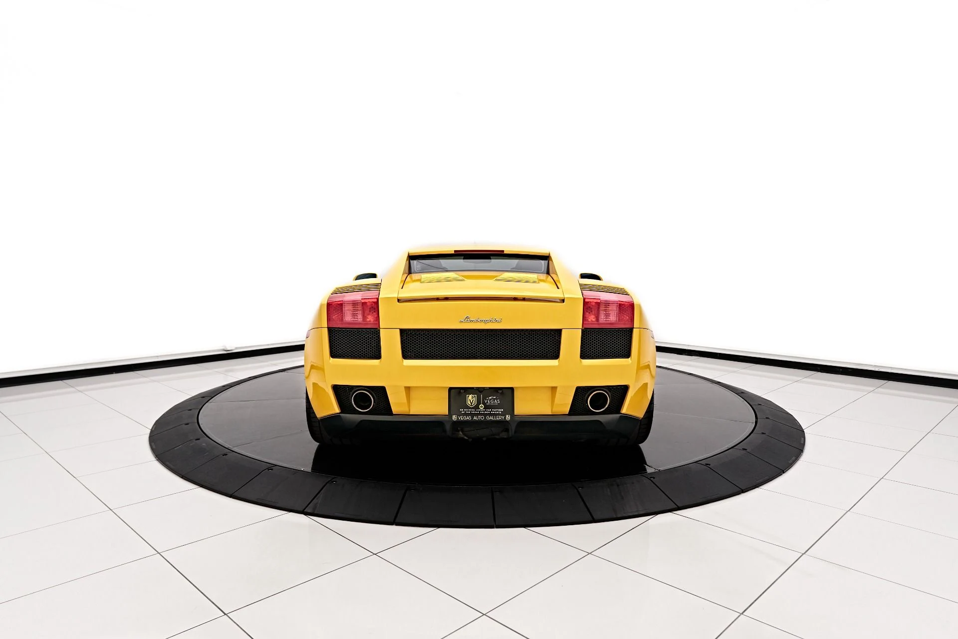 mph005_325509070_Used_2005_Lamborghini_Gallardo_1703127301_3a2cf1cd46