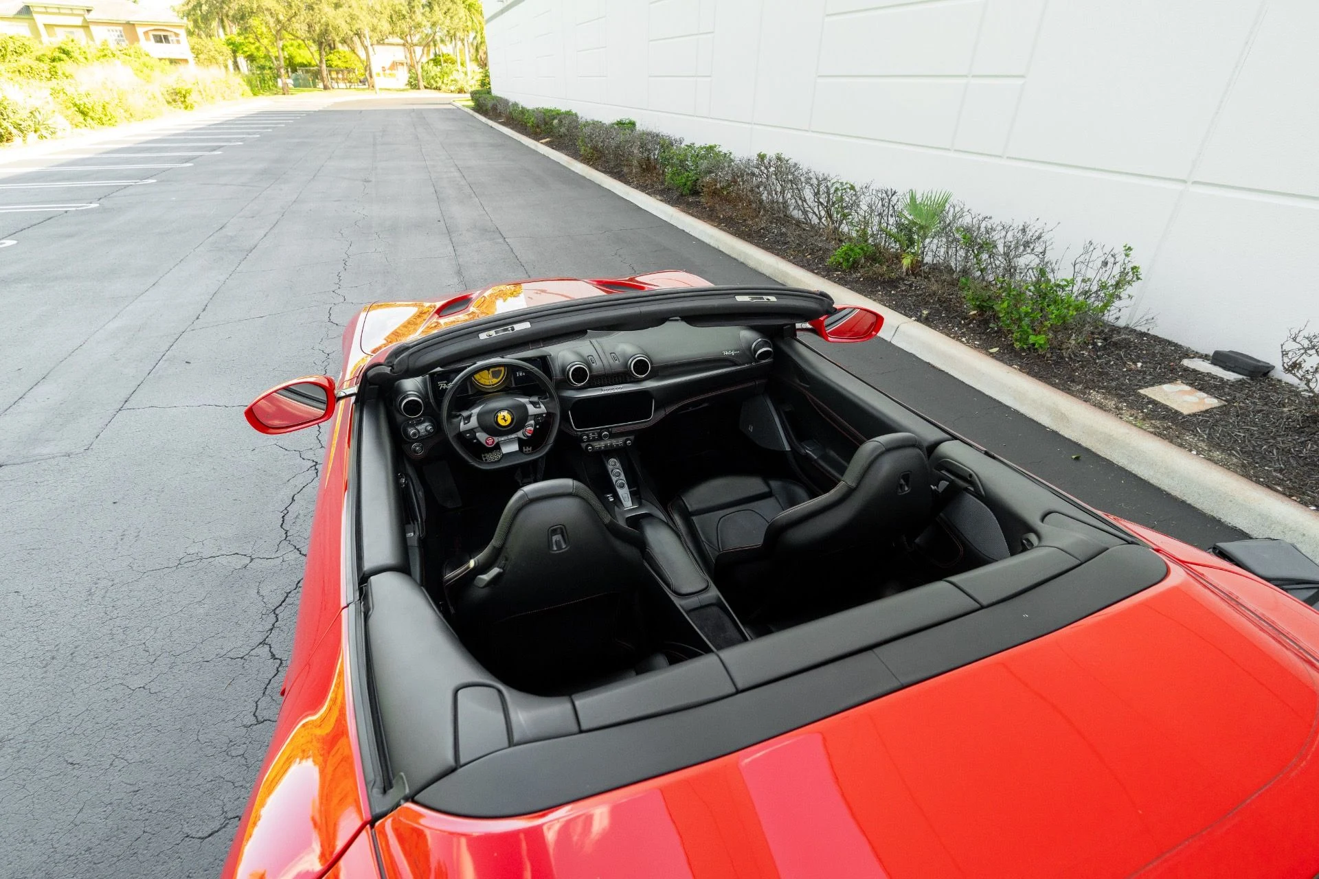 mph005_3259935952_Used_2020_Ferrari_Portofino_1760457229_ee2f32ddd5