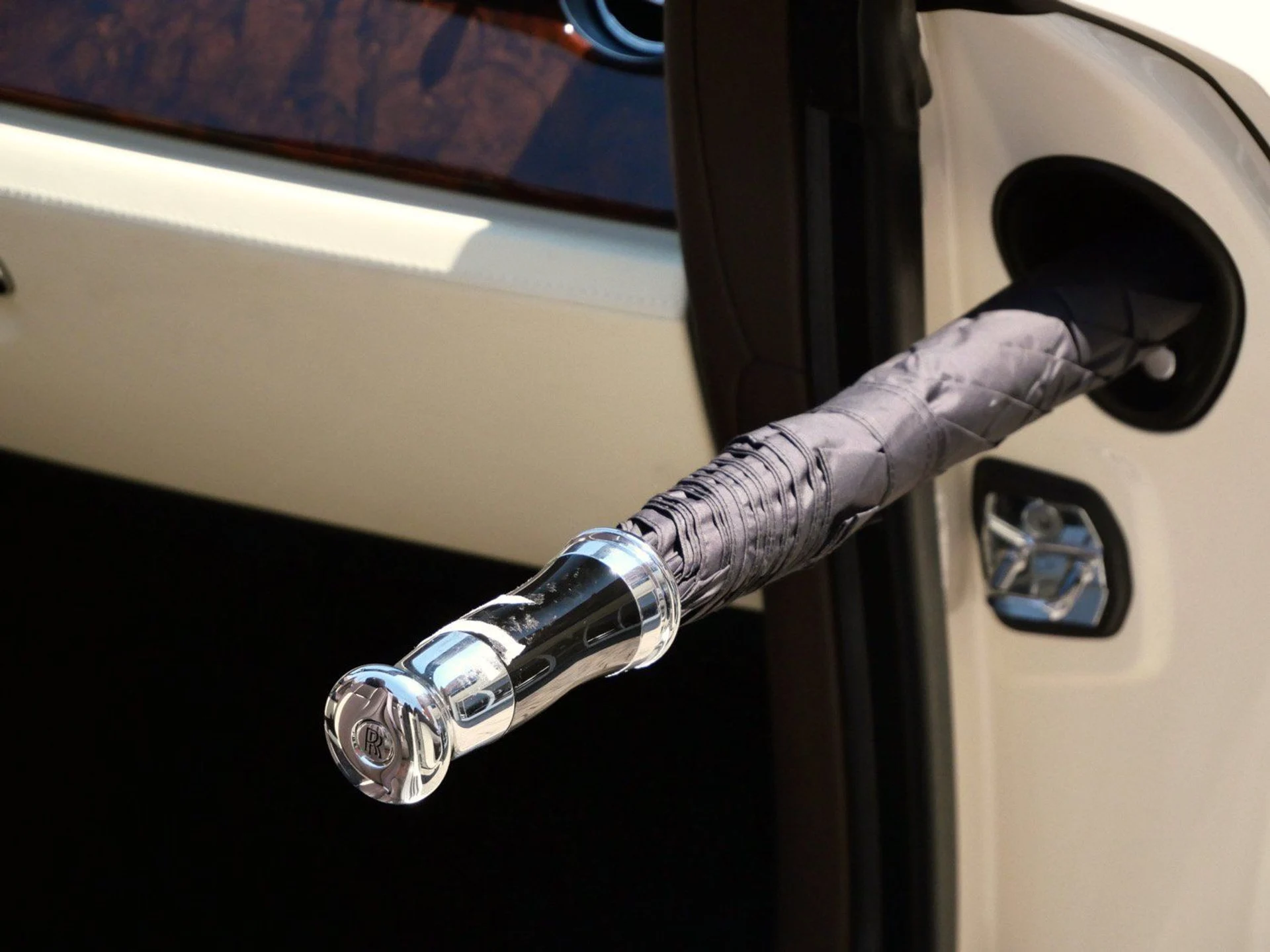 mph005_3272670351_96bae2bec2606264a7ee0b6056e28eb1x_5a7482c5ff