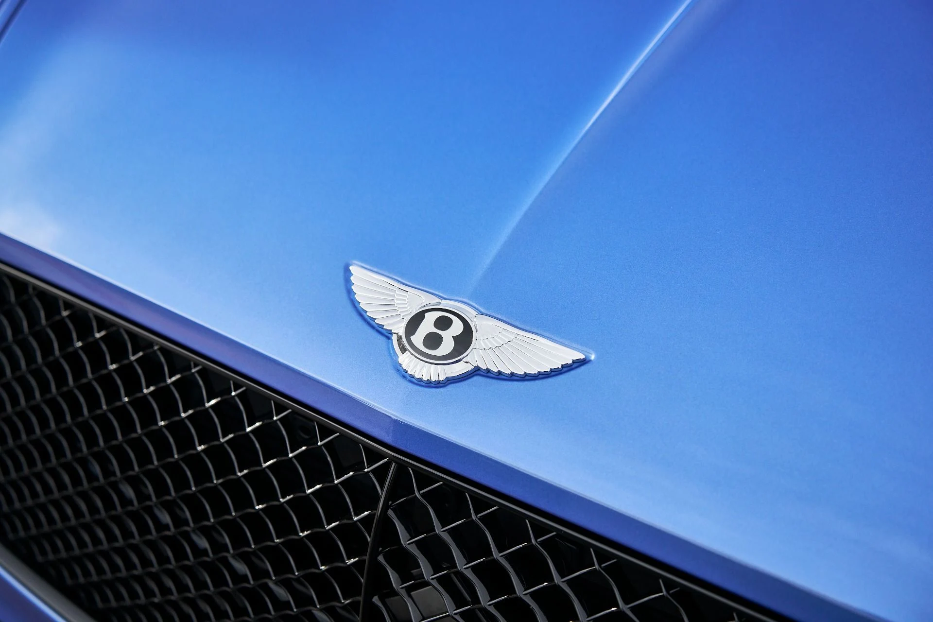 mph005_3275191224_Used_2023_Bentley_Continental_GT_Azure_1761755935_c1e8f8a344