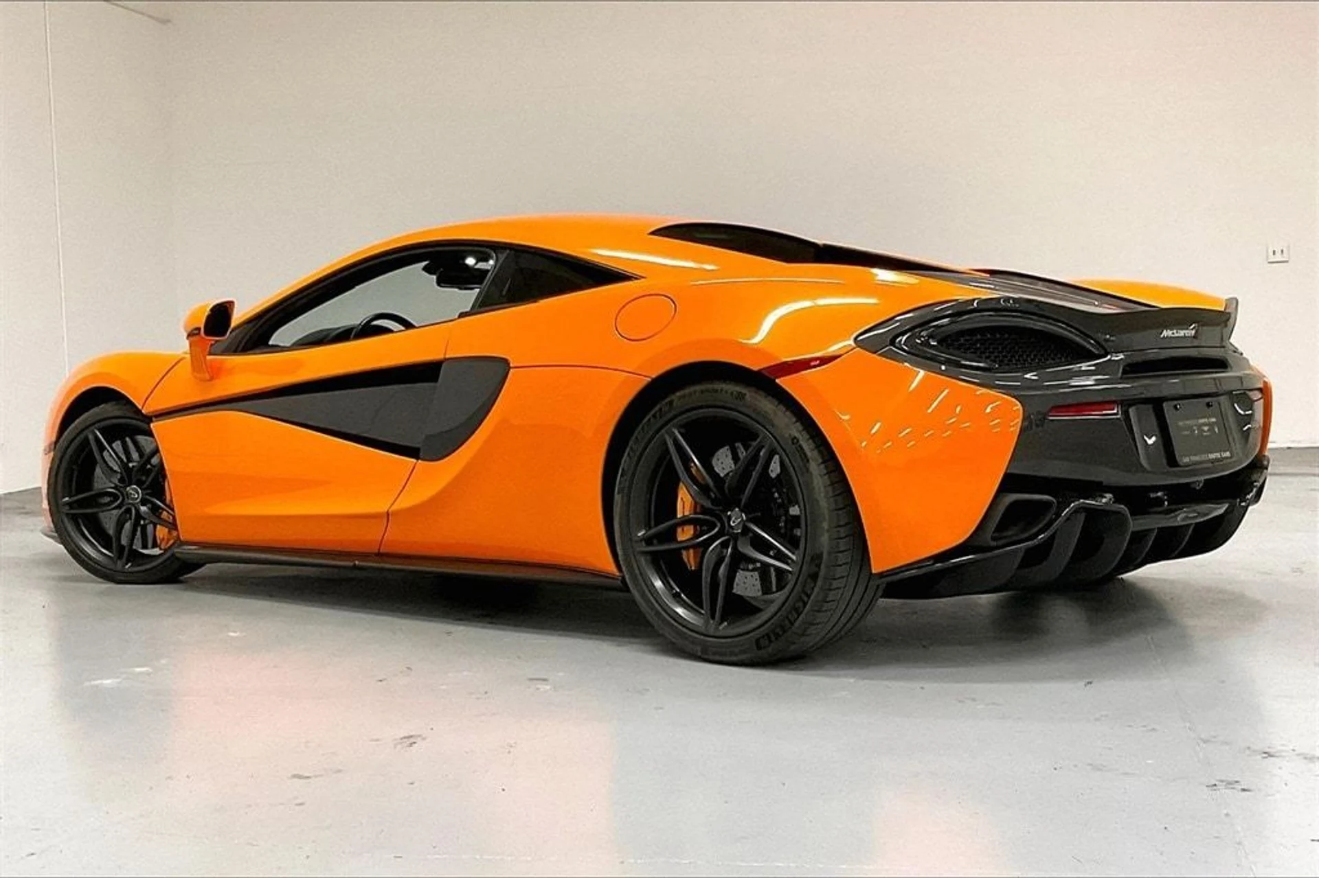 mph005_3276382571_438c2344726e9a630ef0b3d2ae239027x_47aa94c642