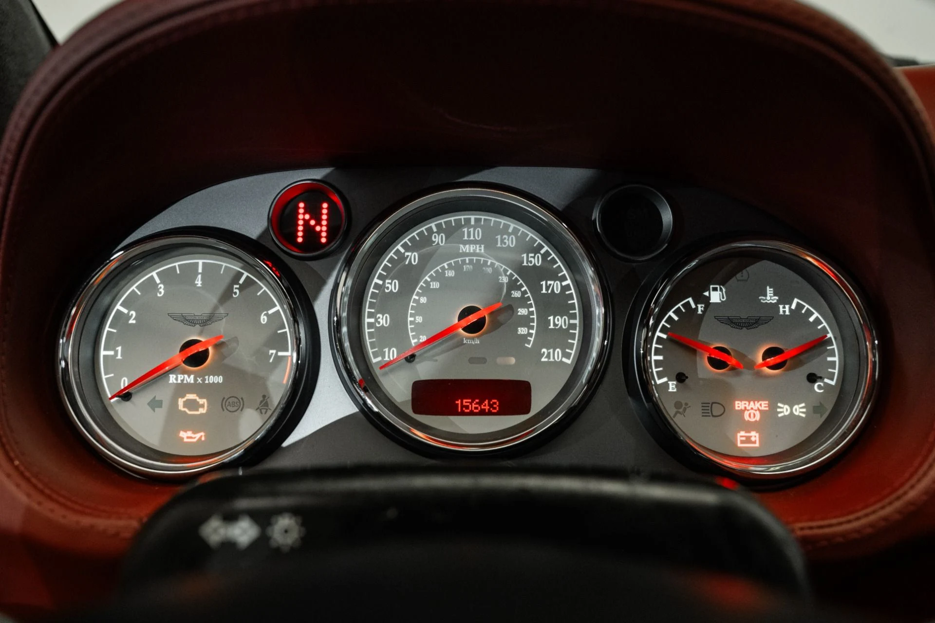 mph005_3283635166_Used_2002_Aston_Martin_Vanquish_V12_1750947116_117777070f