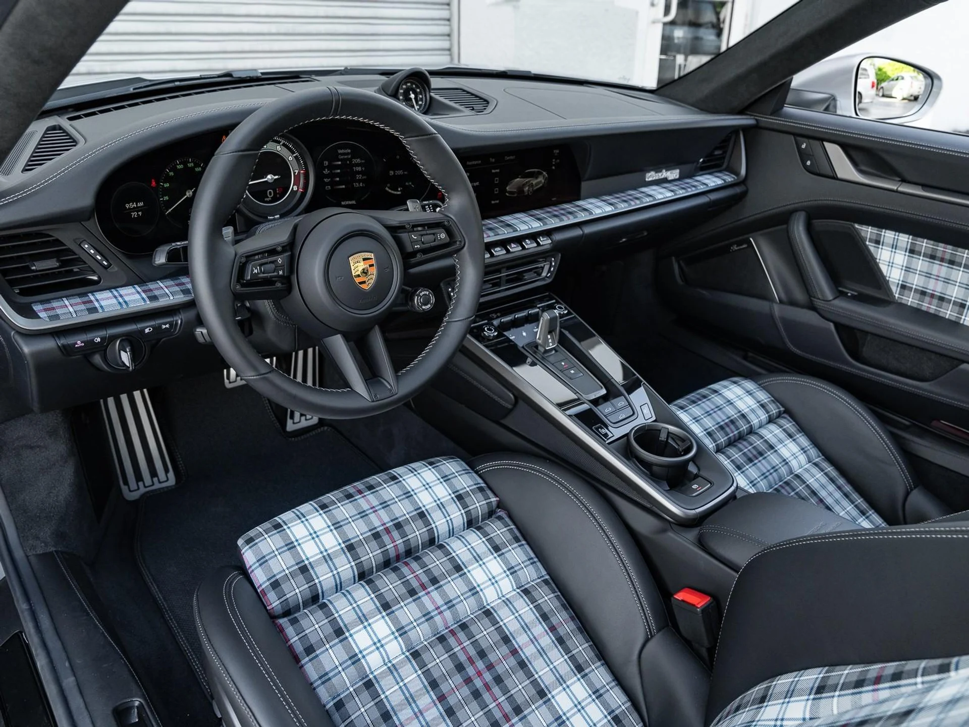 mph005_3283921283_Used_2025_Porsche_911_Turbo_1762268495_a866e239fd