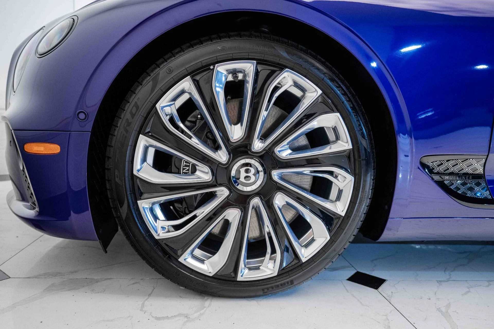 mph005_3284075363_Used_2024_Bentley_Continental_GTC_Mulliner_W12_1718978175_39d78bde09