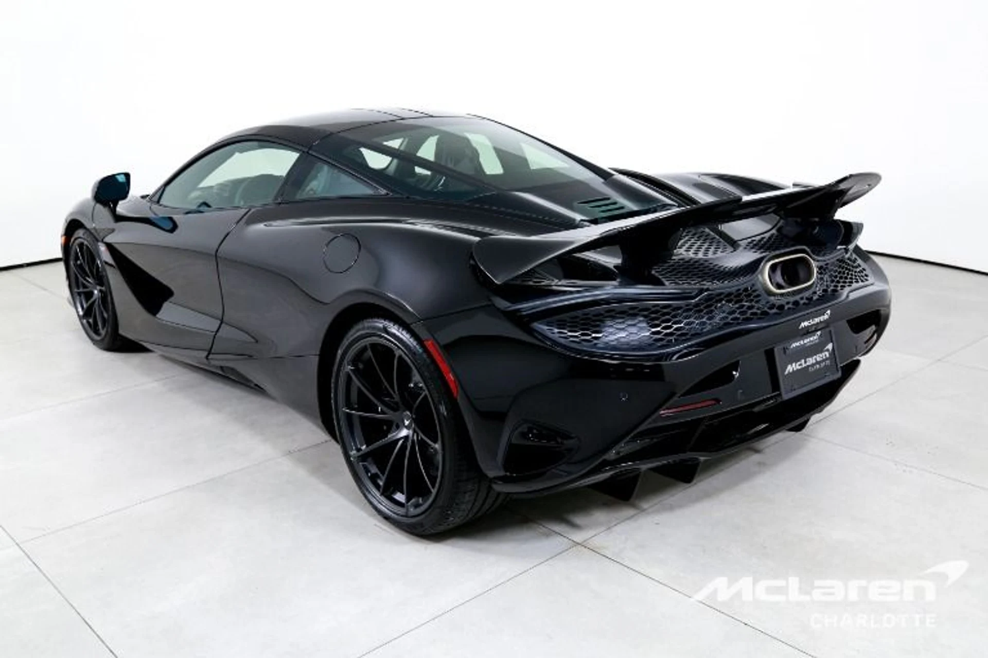 mph005_3285715097_Used_2027_Mc_Laren_750_S_e55775c962