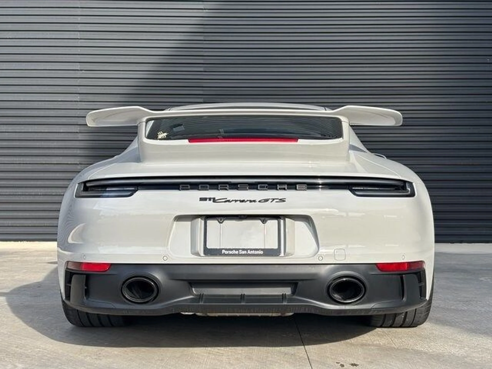 mph005_3295116383_63b205ce3a616167d22c94fb664e93d0x_06c592f004