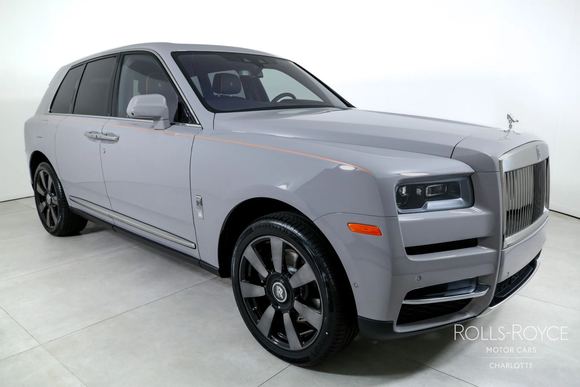 mph005_32982018_Used_2024_Rolls_Royce_Cullinan_1750950017_661975d8ca