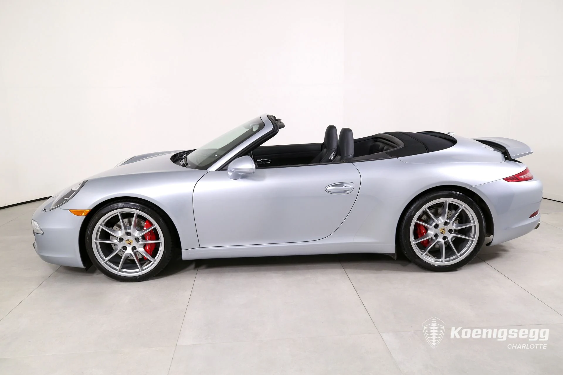mph005_3298212166_Used_2015_Porsche_911_Carrera_S_1706289966_22e192c15b