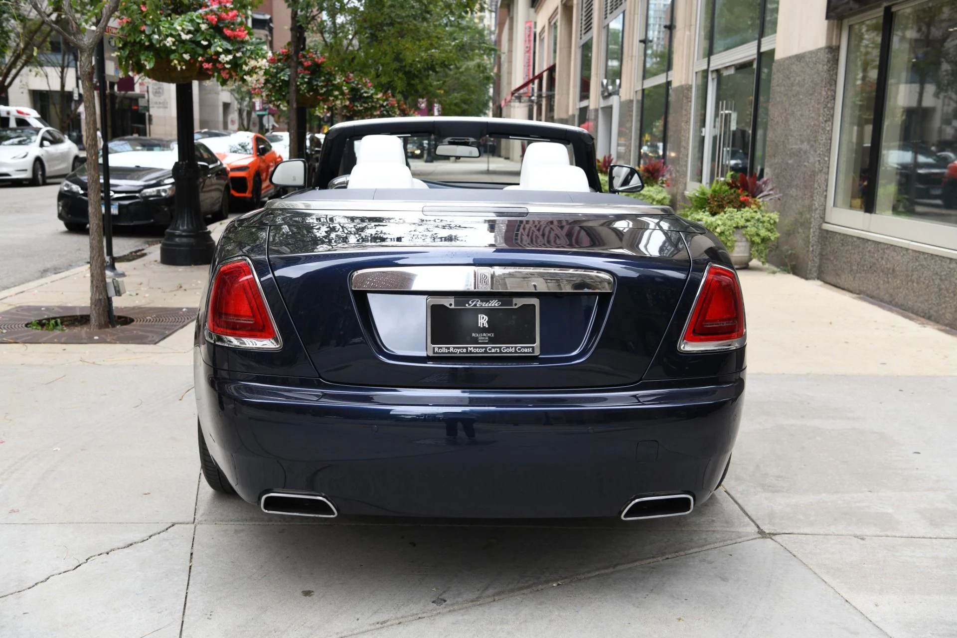 mph005_3308383268_8627_p7_l_1217e147e3