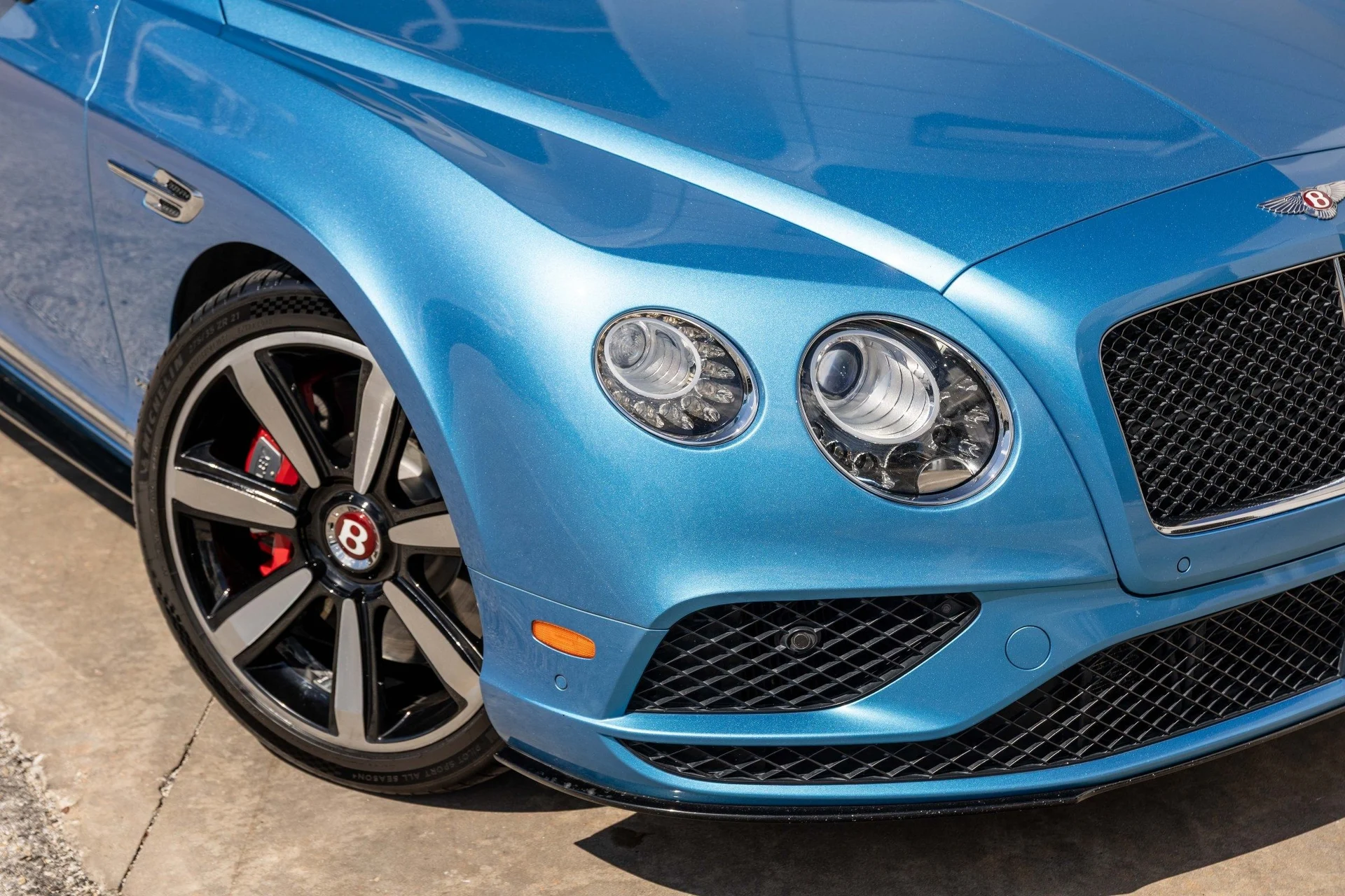mph005_3309729879_Hi_Tech_Luxury_Imports_LLC_SCBFH_7_ZA_7_GC_054737_image_5_ac376292a2